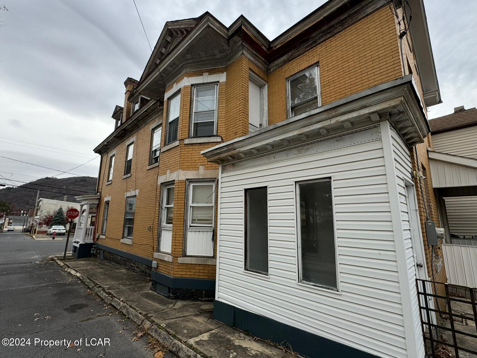 430 S Spruce Street, Shamokin, Pennsylvania image 5