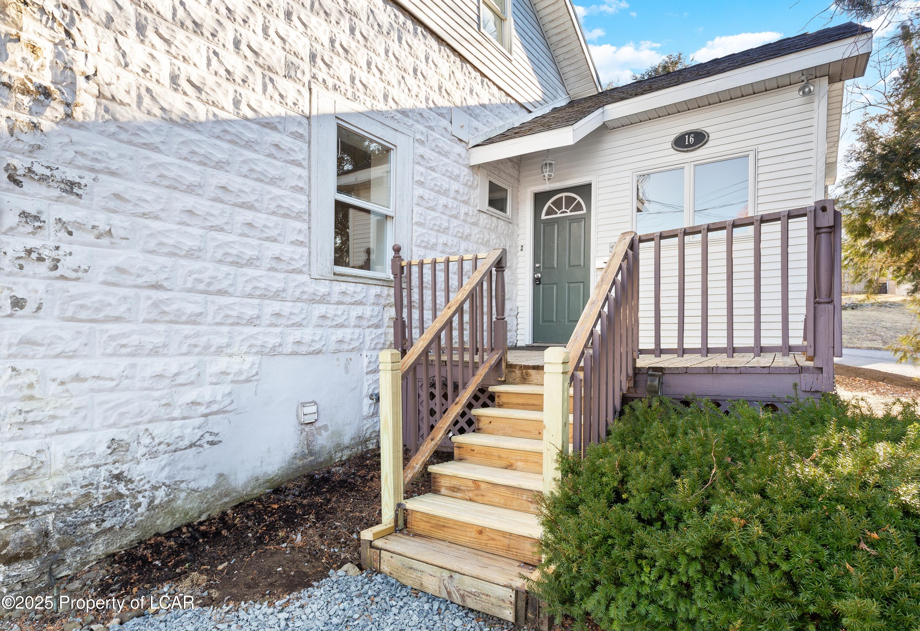 16 N Center Street, Shavertown, Pennsylvania image 2