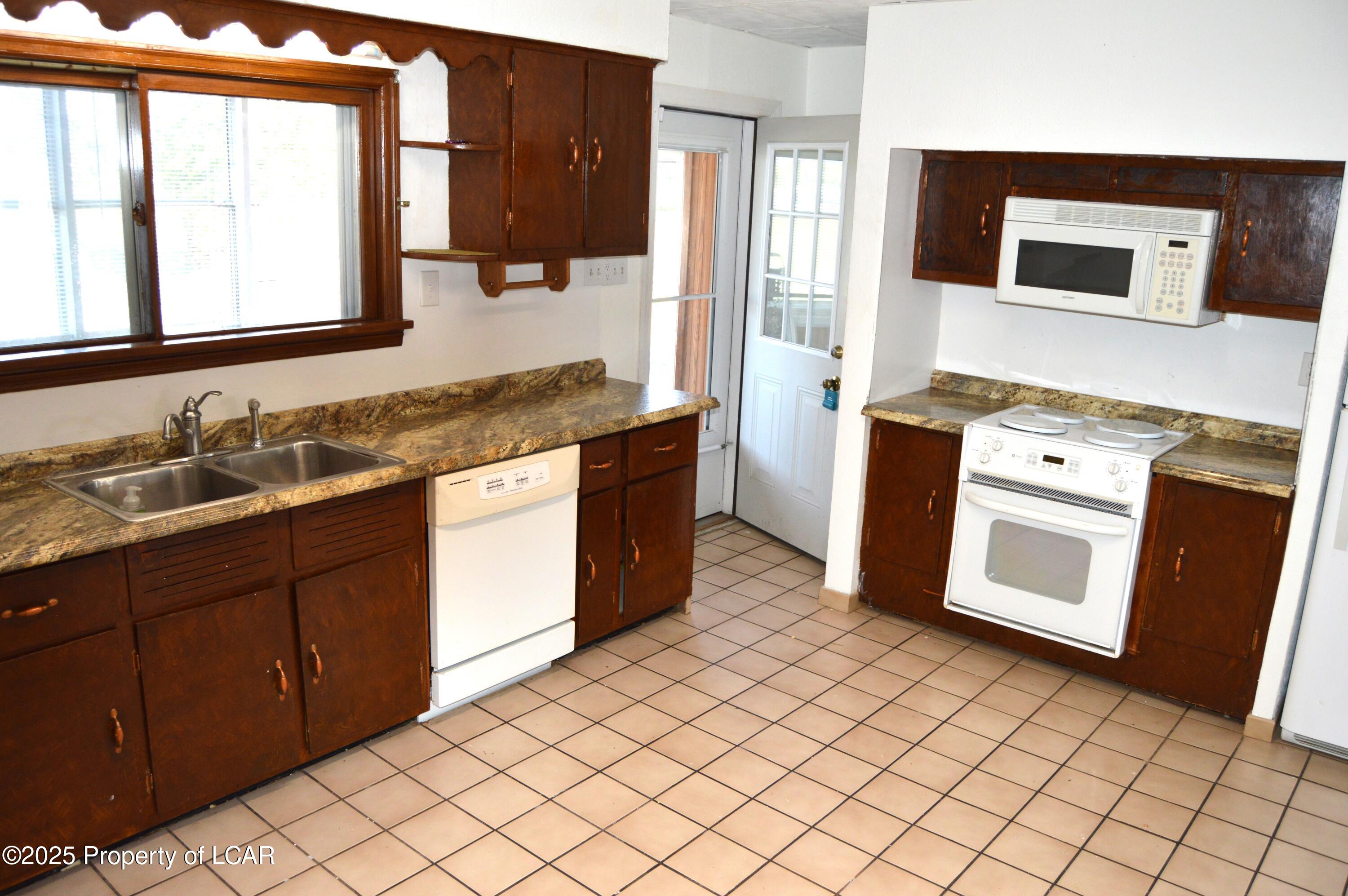 403 Grace Street, Old Forge, Pennsylvania image 10