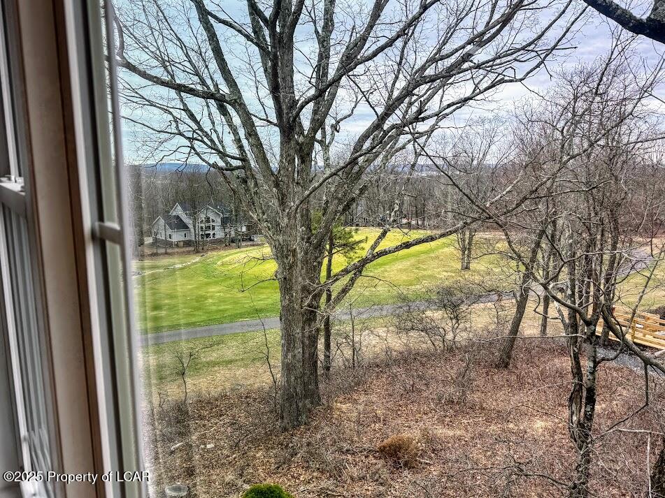 31 Shinnecock Hills Lane, Hazleton, Pennsylvania image 16