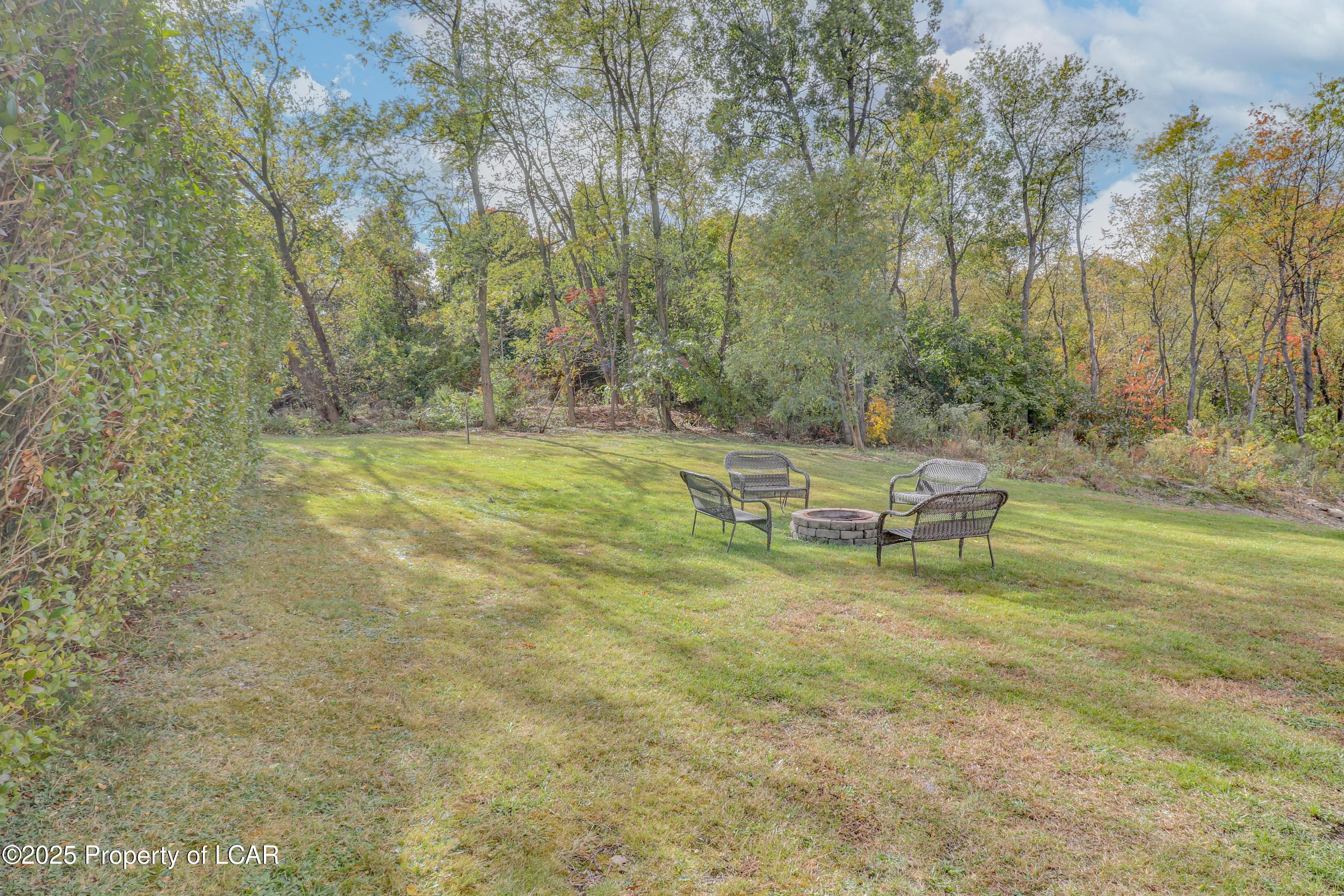 329 Simpson Street, Dupont, Pennsylvania image 6