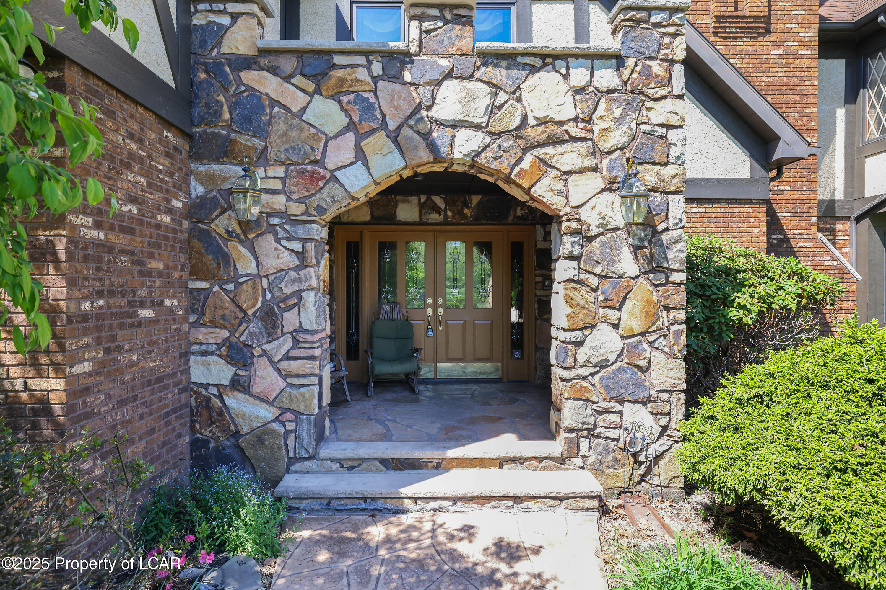 555 Valley View Road, Dallas, Texas image 8