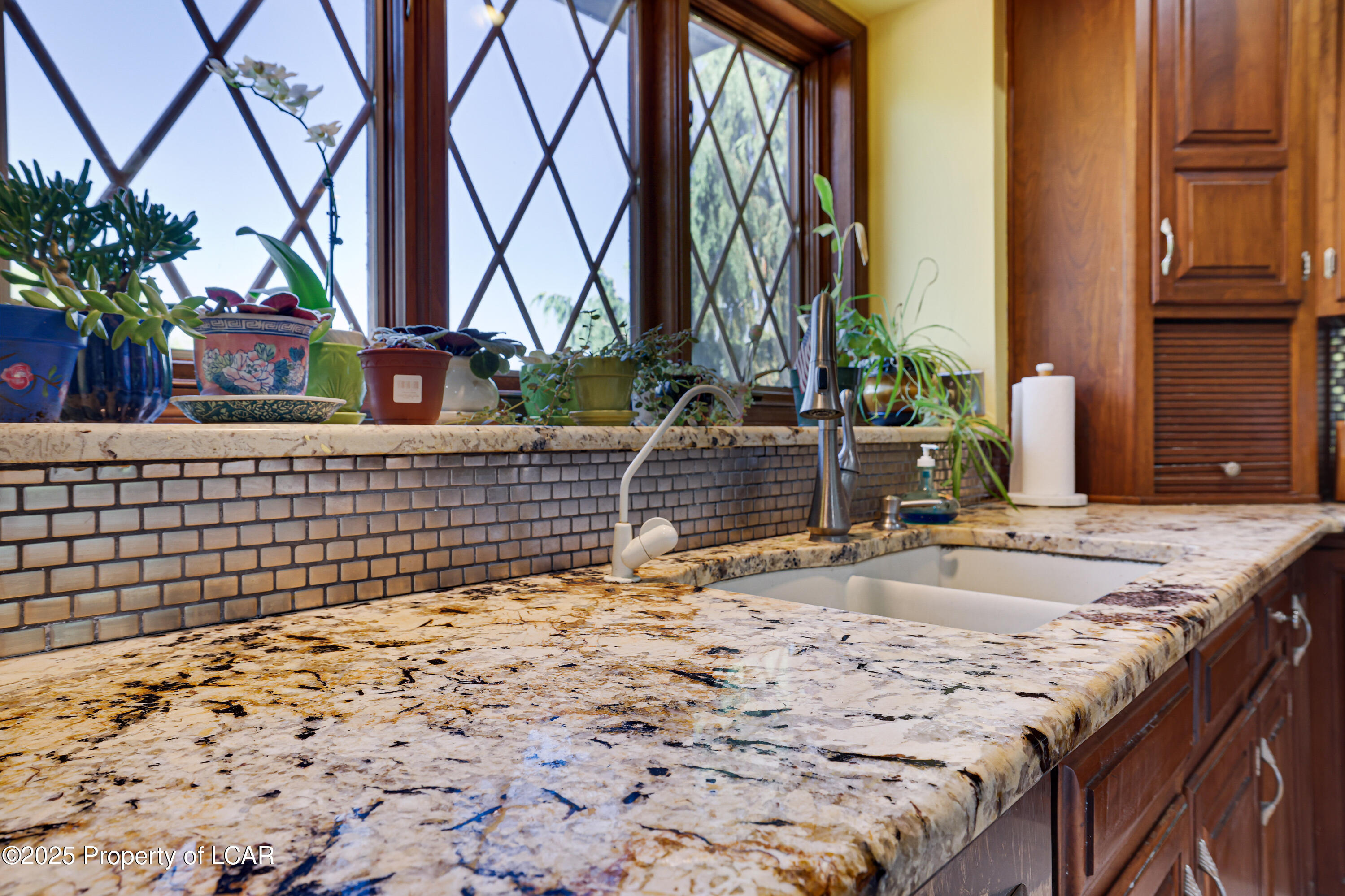 555 Valley View Road, Dallas, Texas image 42