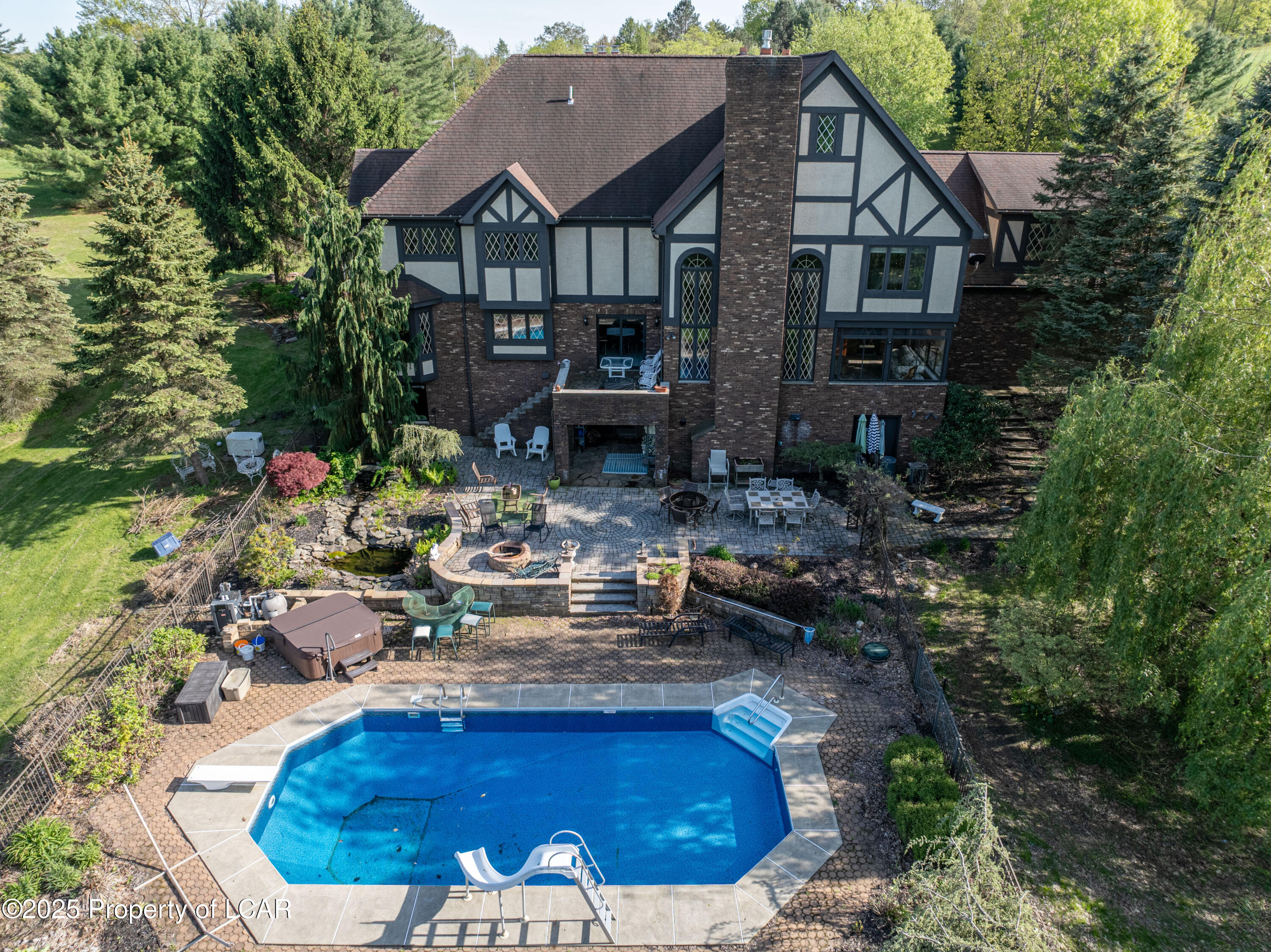 555 Valley View Road, Dallas, Texas image 12