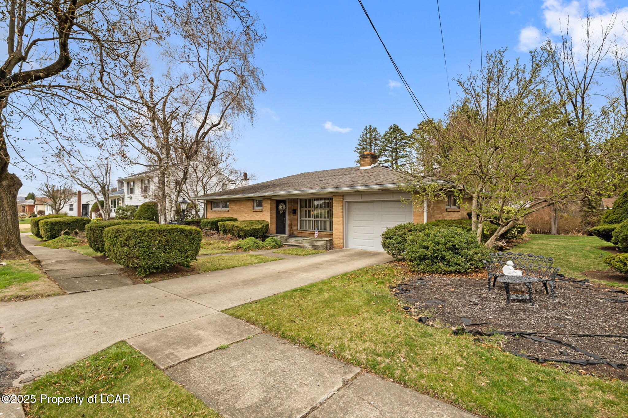 Old Forge, Pennsylvania 18618, United States, 3 Bedrooms Bedrooms, ,1 BathroomBathrooms,Residential,Pending,100947