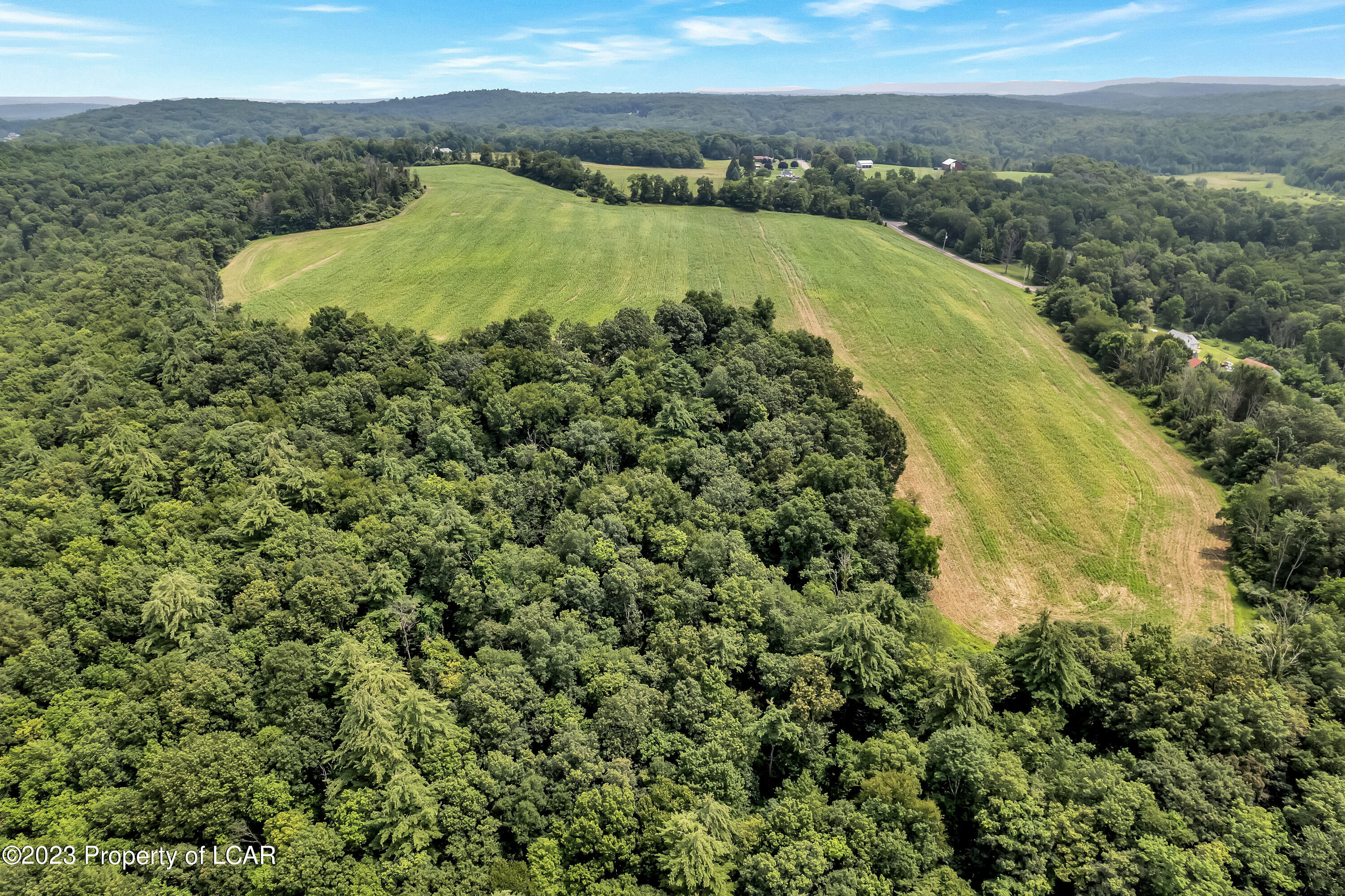 916 S Prichards Road, Hunlock Creek, Pennsylvania image 8