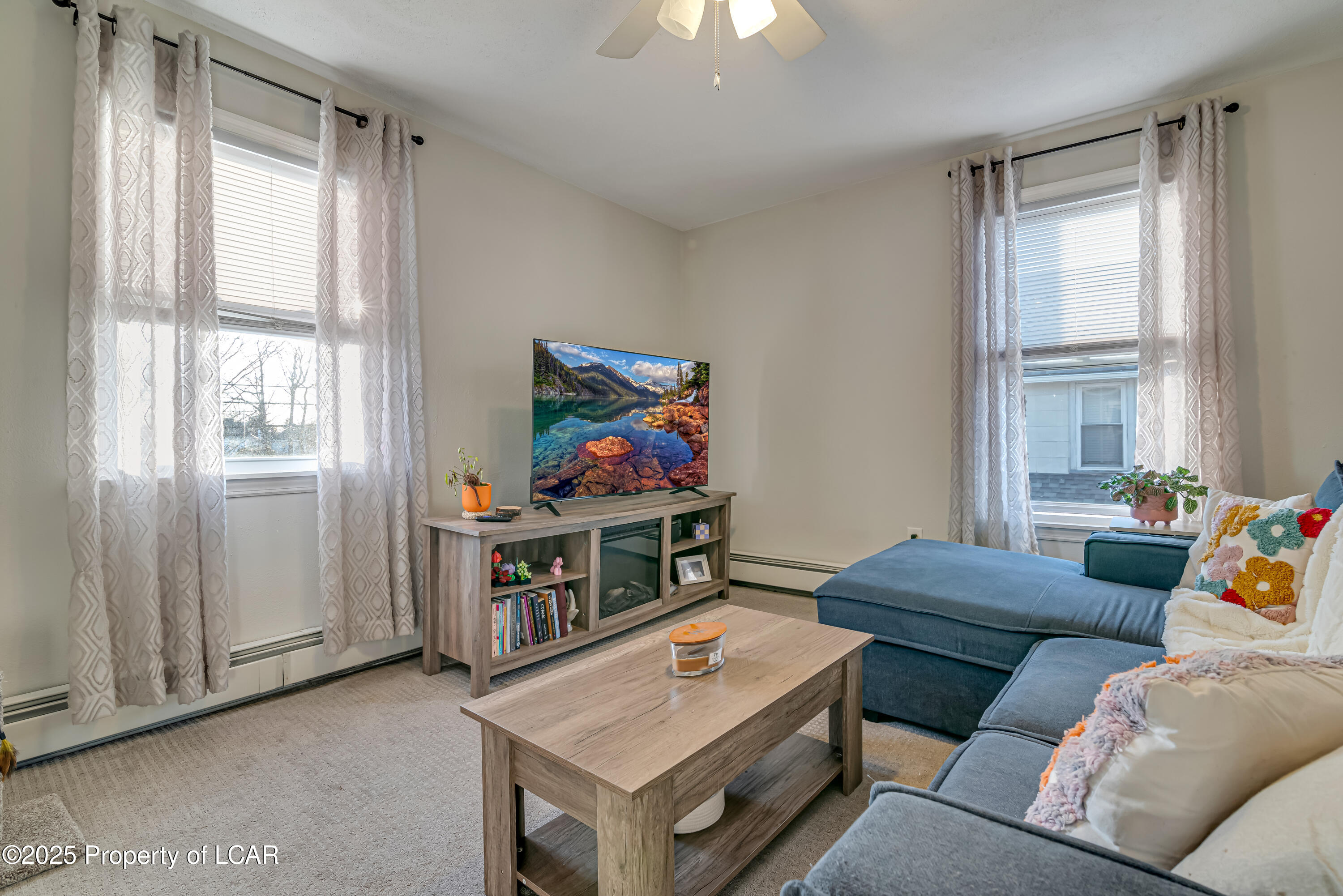 Forty Fort, Pennsylvania 18704, United States, 4 Bedrooms Bedrooms, ,2 BathroomsBathrooms,Residential,Pending,7200