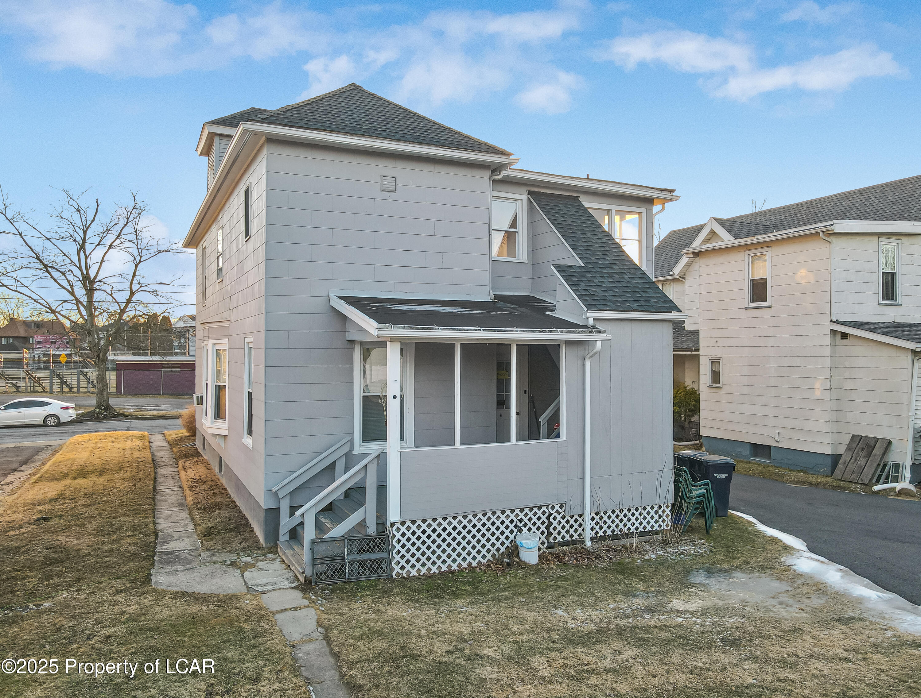 Forty Fort, Pennsylvania 18704, United States, 4 Bedrooms Bedrooms, ,2 BathroomsBathrooms,Residential,Pending,7200