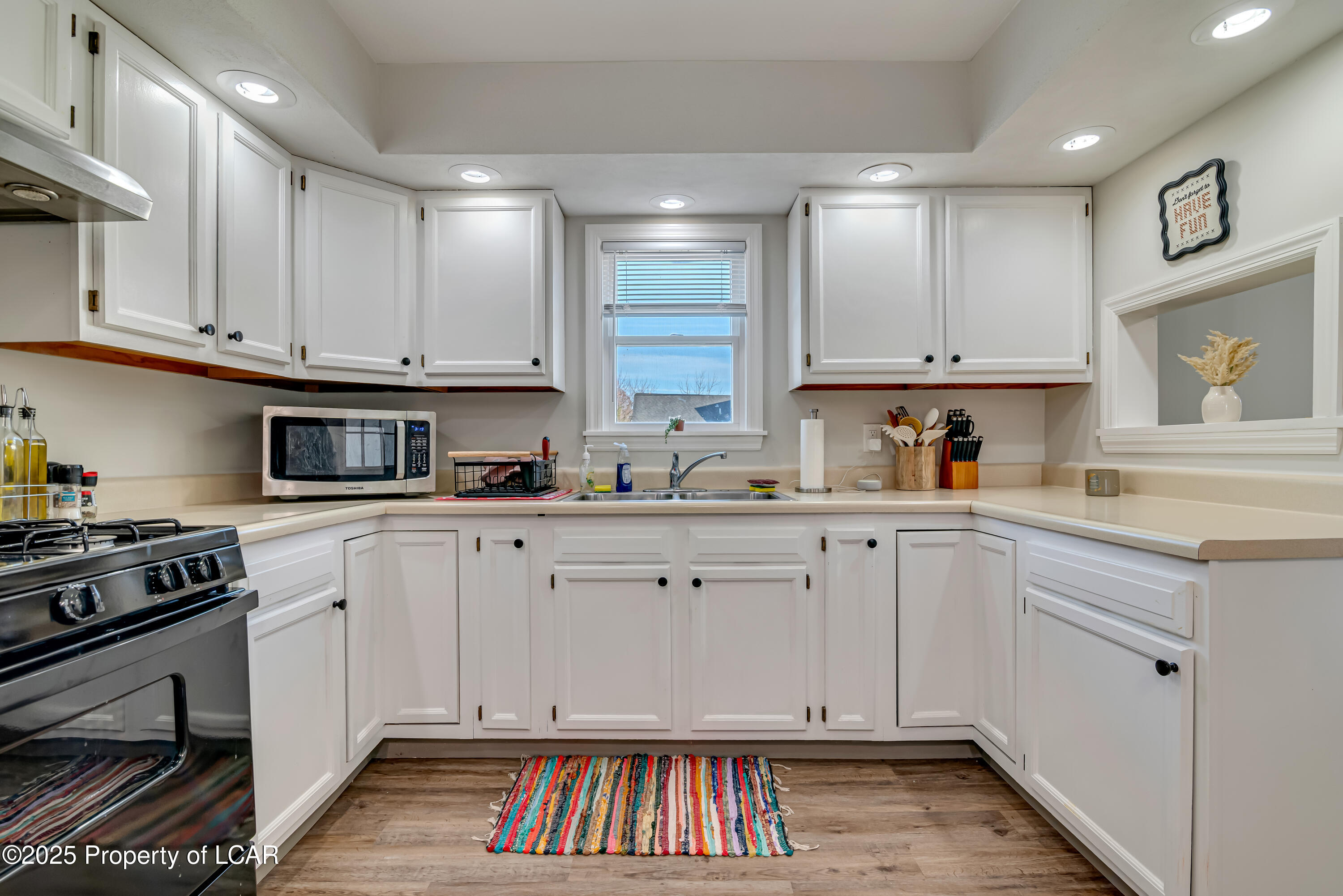 Forty Fort, Pennsylvania 18704, United States, 4 Bedrooms Bedrooms, ,2 BathroomsBathrooms,Residential,Pending,7200