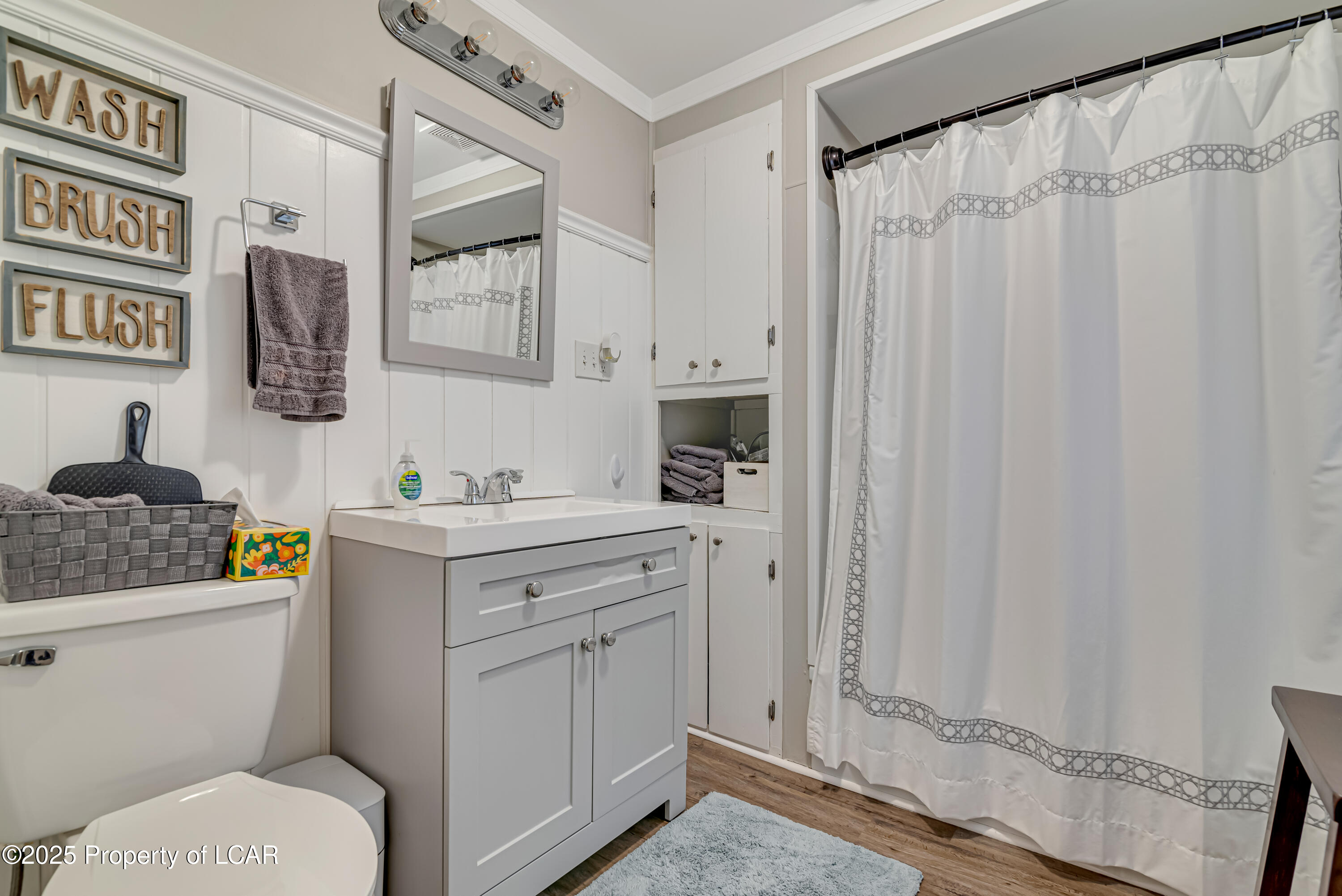 Forty Fort, Pennsylvania 18704, United States, 4 Bedrooms Bedrooms, ,2 BathroomsBathrooms,Residential,Pending,7200