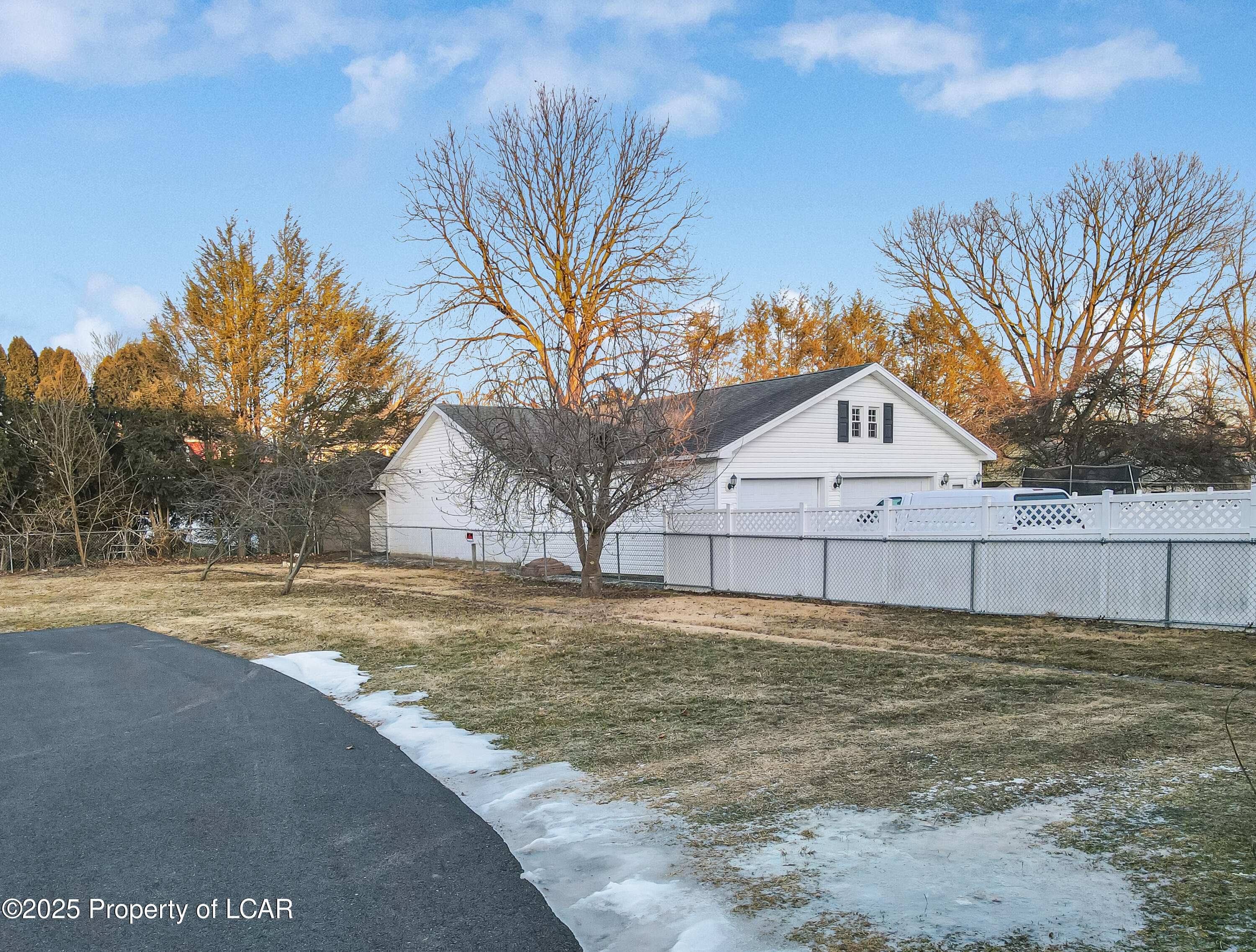 Forty Fort, Pennsylvania 18704, United States, 4 Bedrooms Bedrooms, ,2 BathroomsBathrooms,Residential,Pending,7200