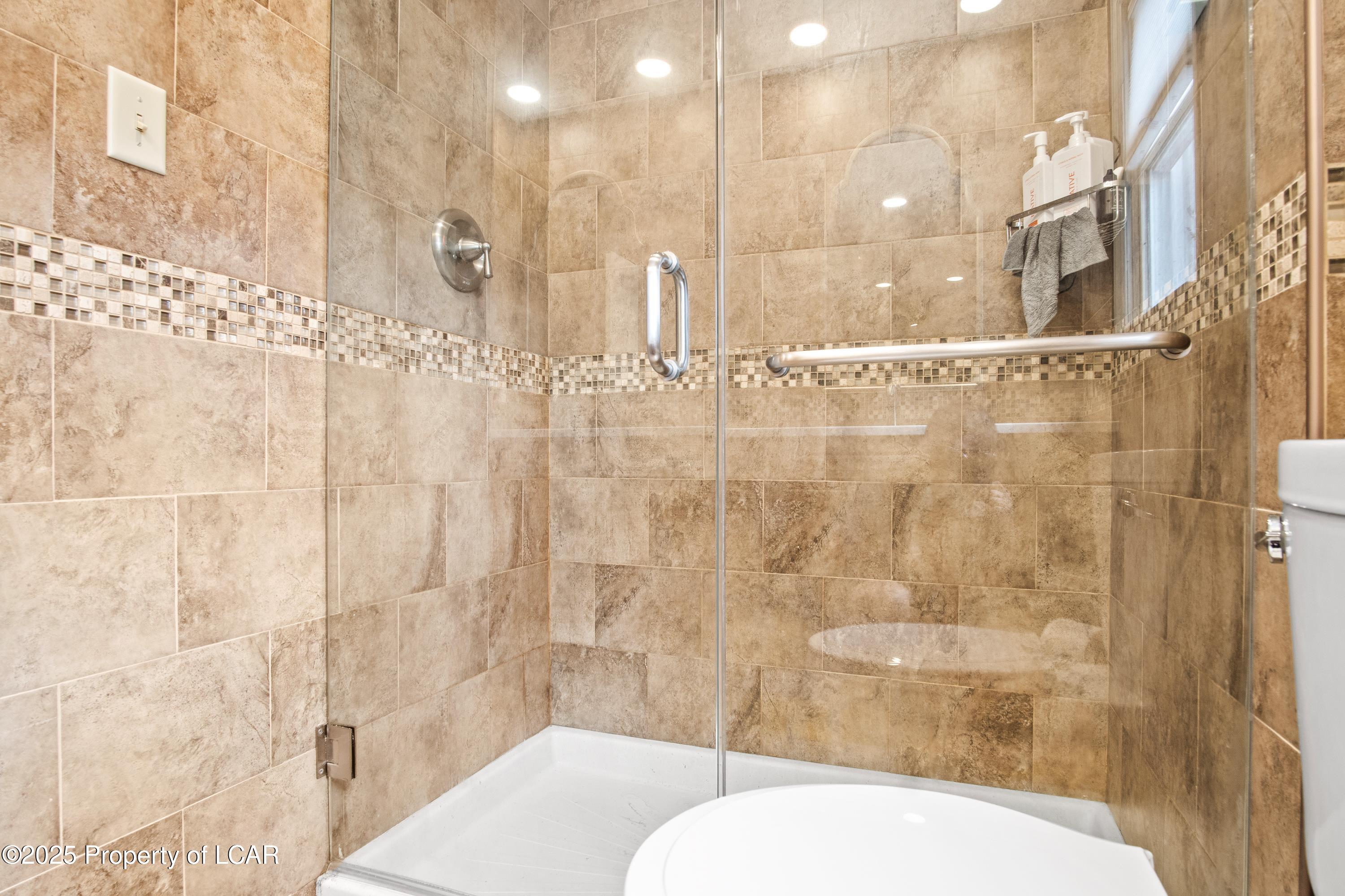 300 N Bulford Road, Shavertown, Idaho image 25