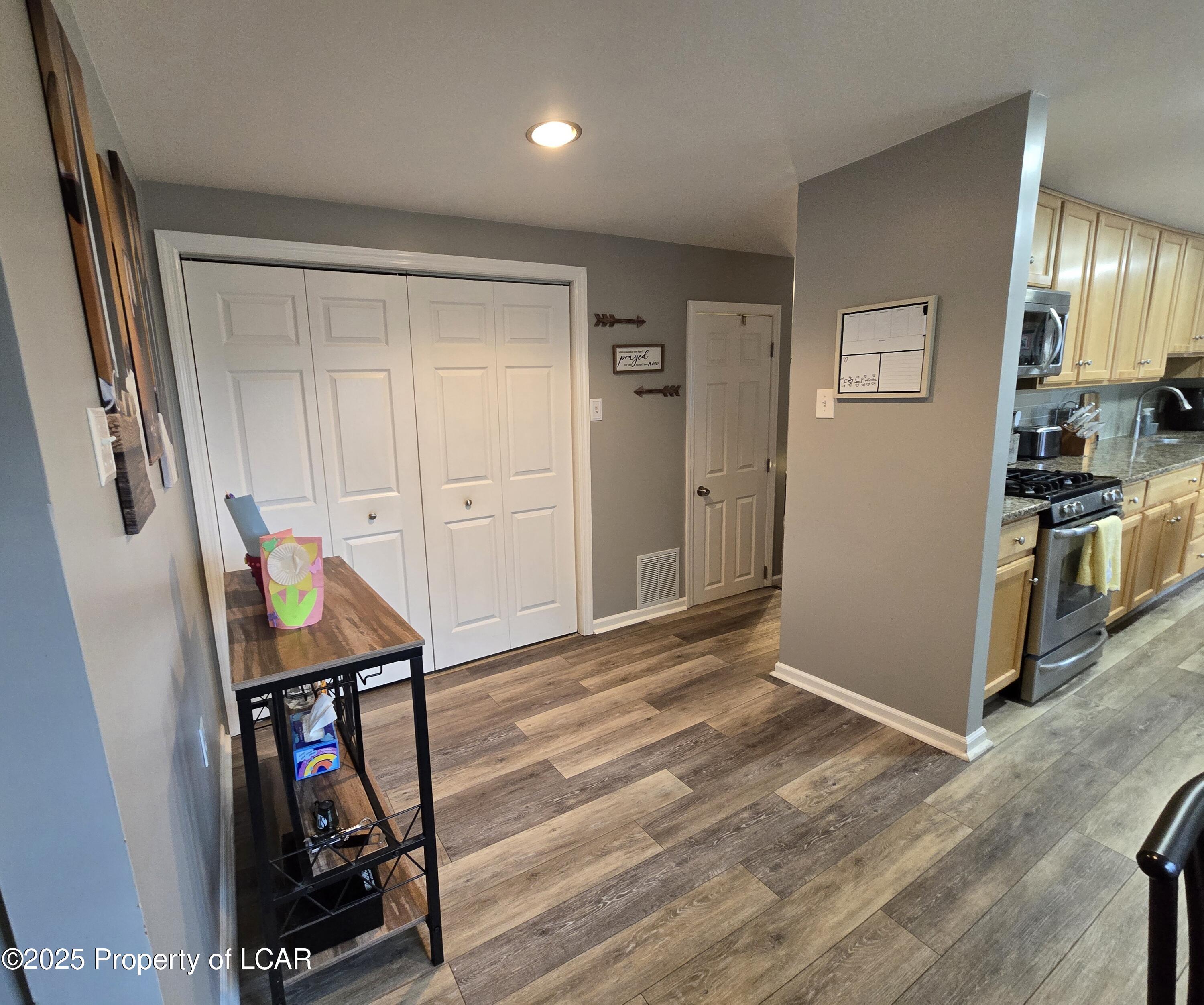 66 W Mt Airy Road, Shavertown, Idaho image 11