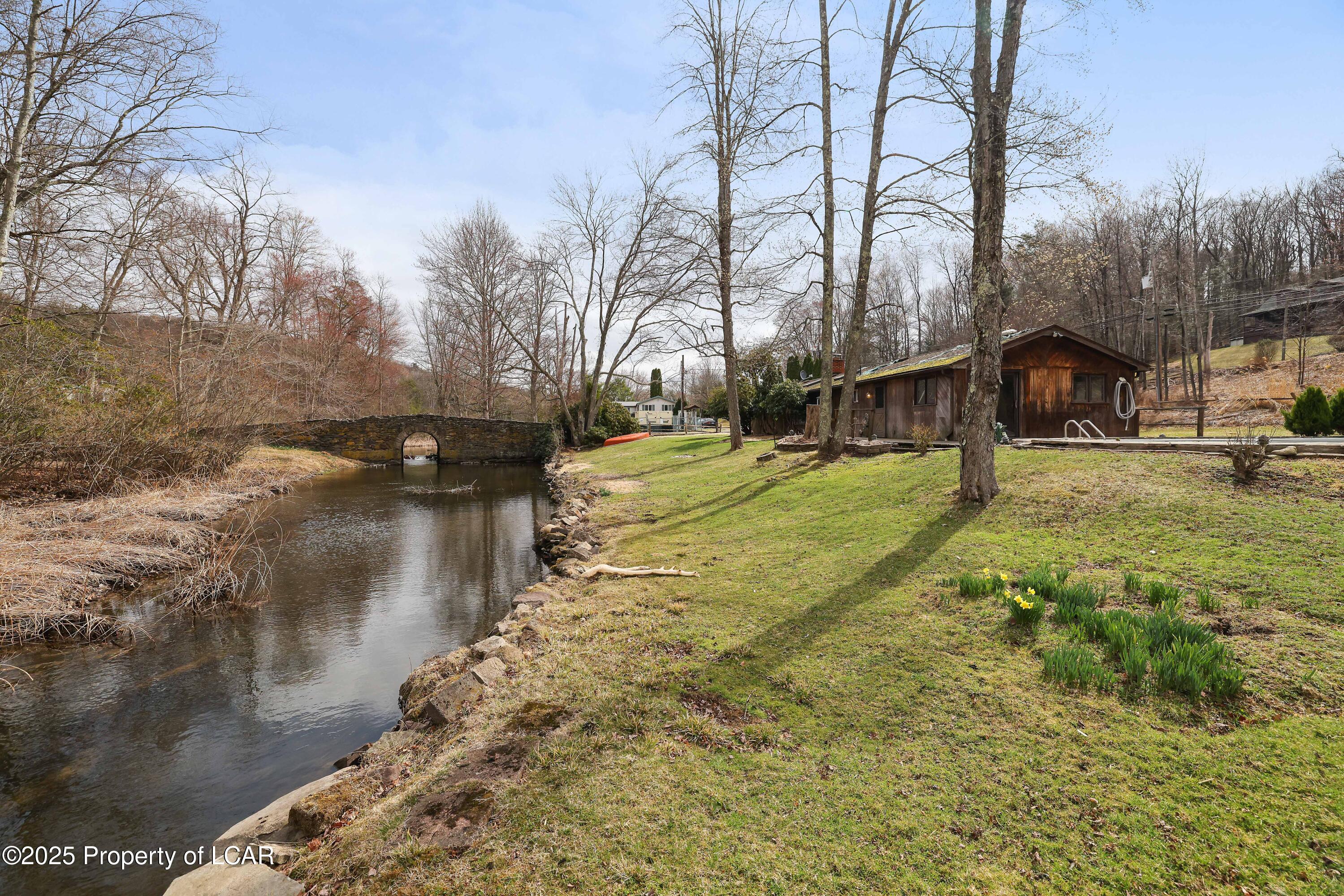127 Beaver Drive, Harveys Lake, Pennsylvania image 1
