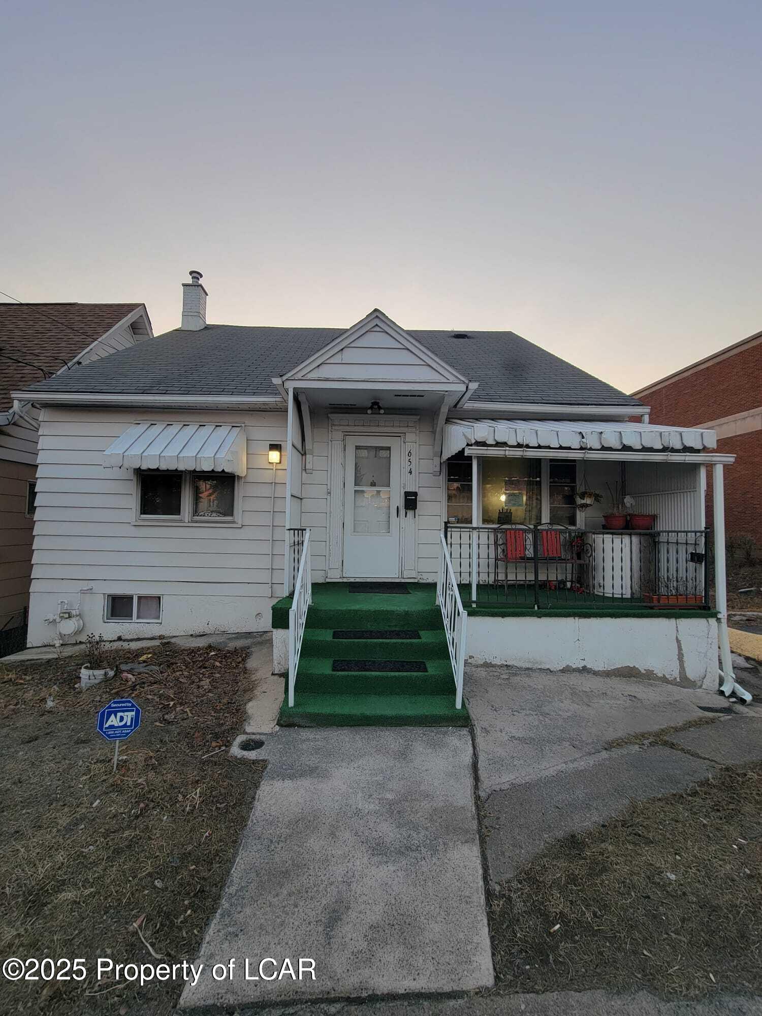 654 N Arthur Street, Hazleton, Pennsylvania image 1