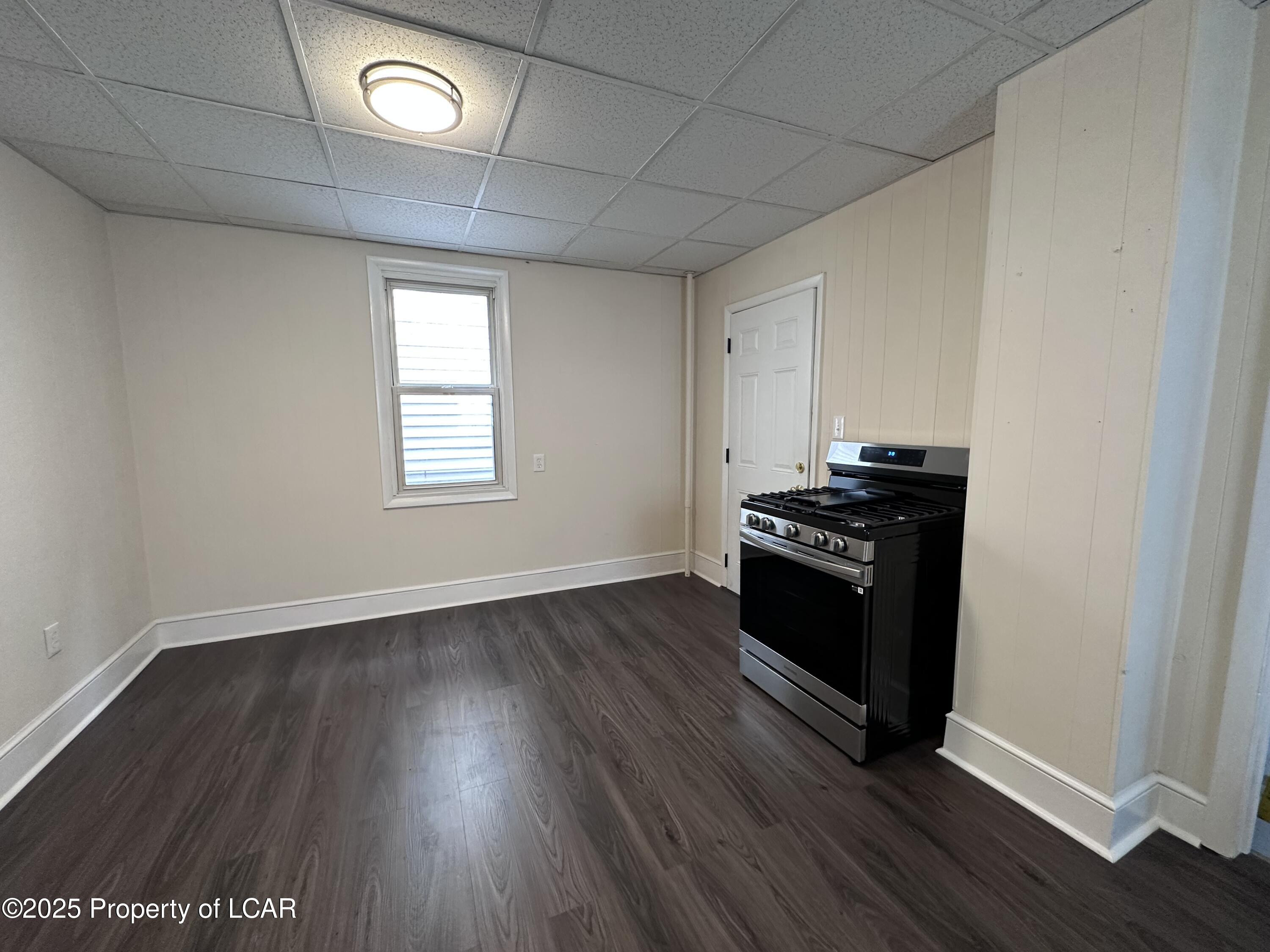 450 W Hancock Street, Wilkes-Barre, Idaho image 11