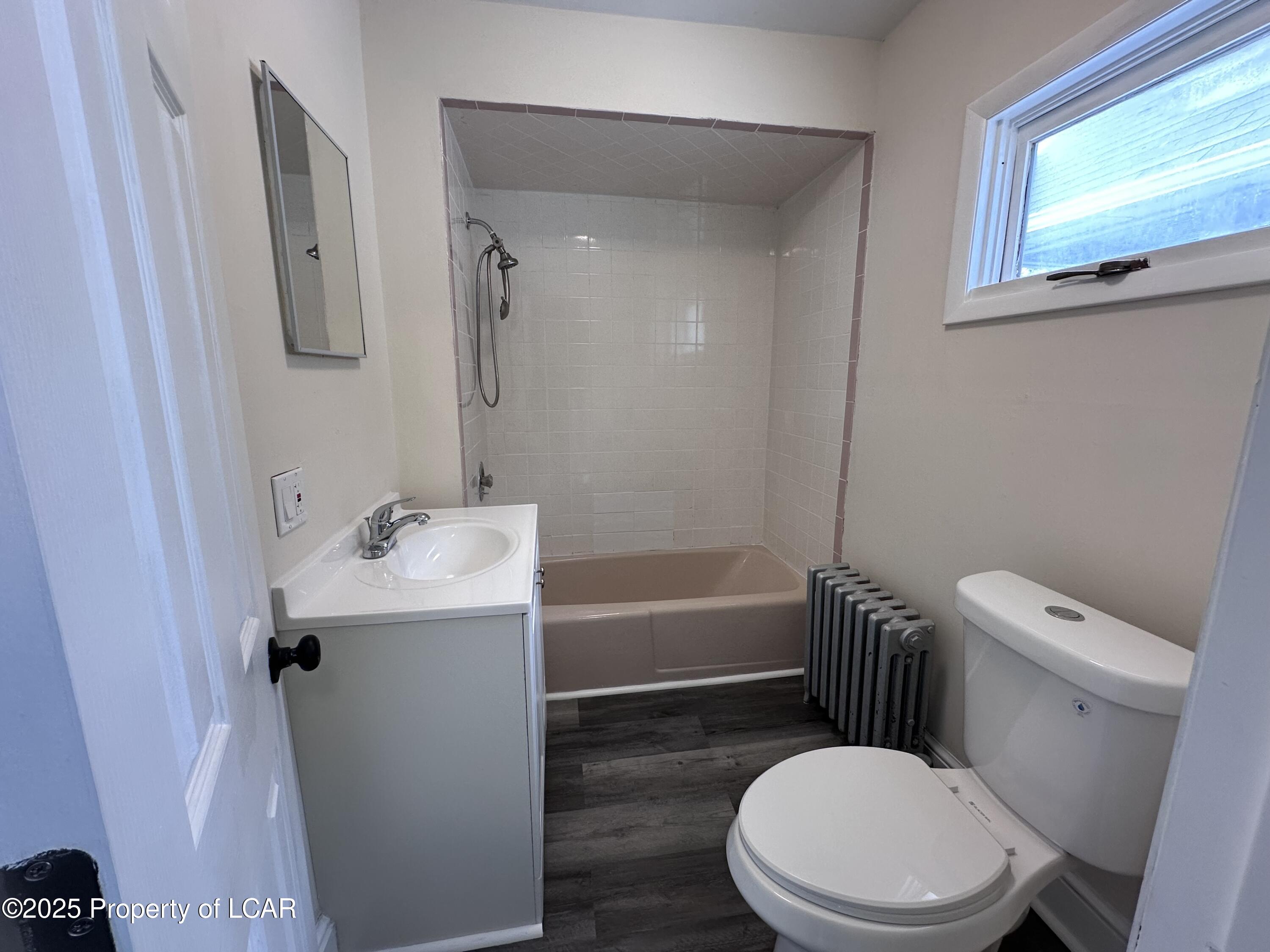 450 W Hancock Street, Wilkes-Barre, Idaho image 29