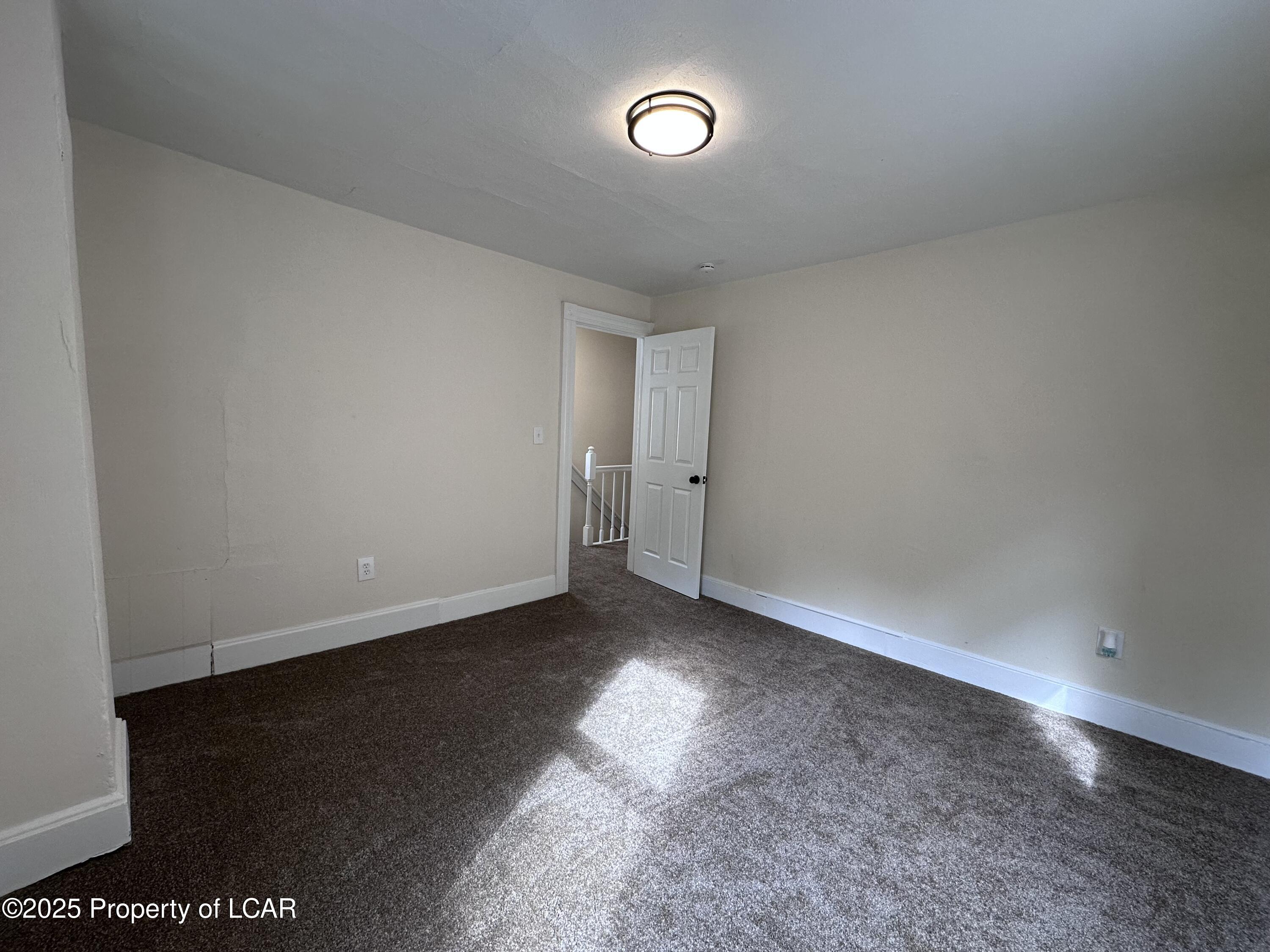 450 W Hancock Street, Wilkes-Barre, Idaho image 28