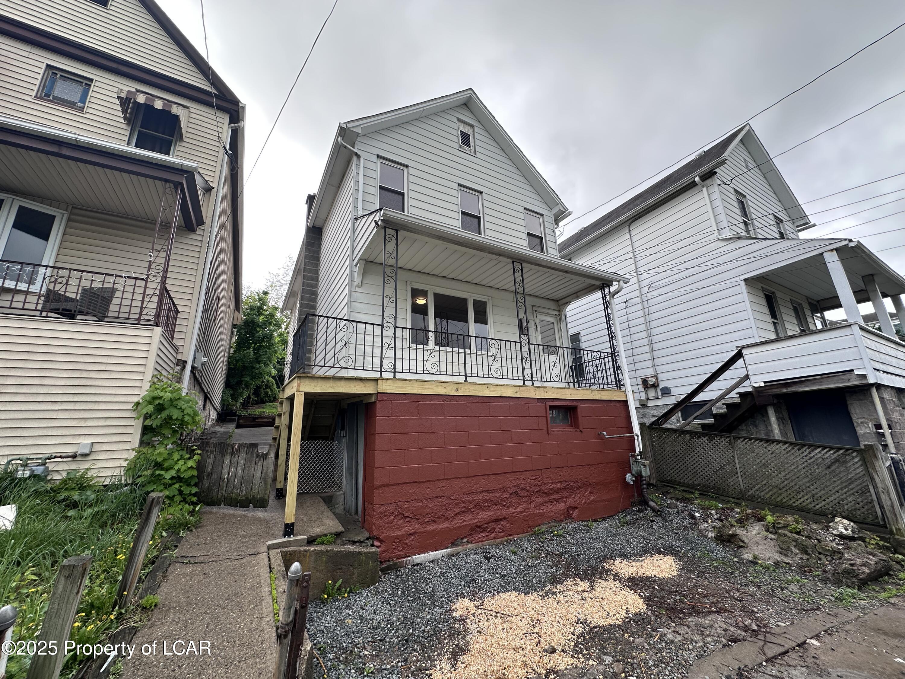 450 W Hancock Street, Wilkes-Barre, Idaho image 2