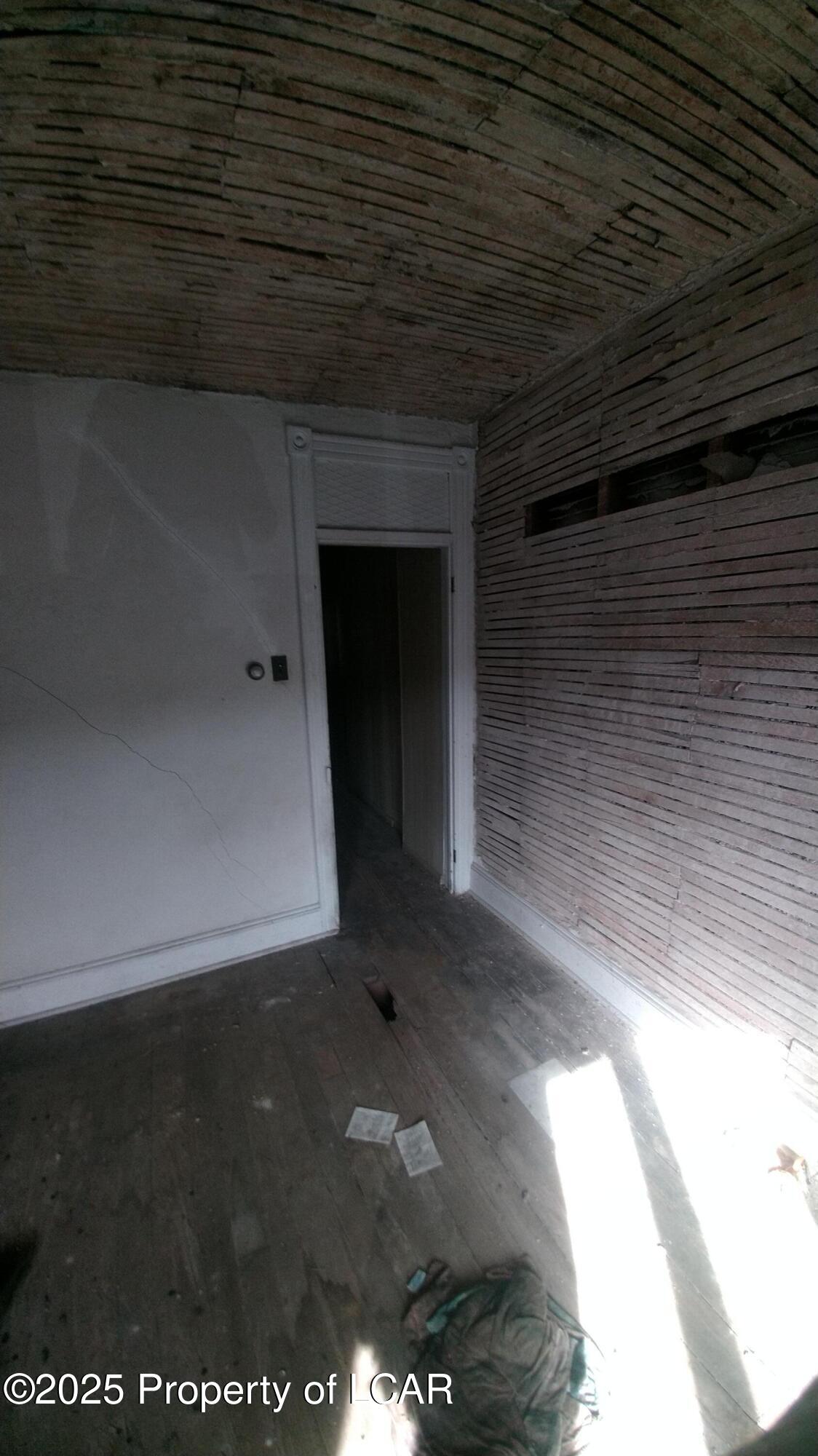 1033 Centre Street, Mahanoy City, Pennsylvania image 6