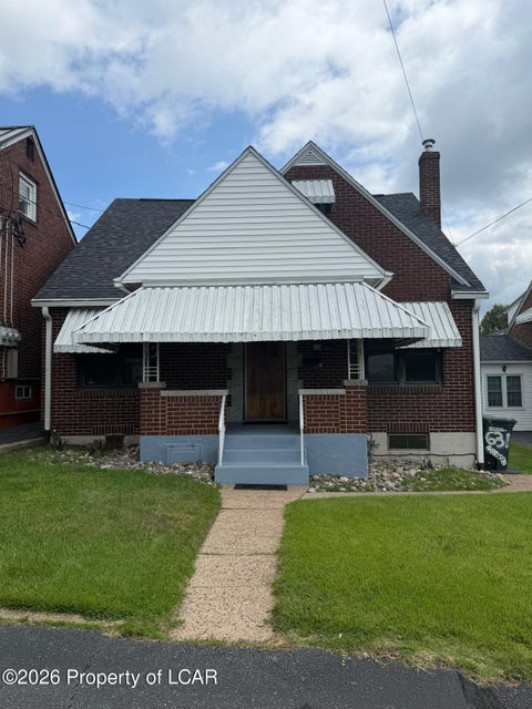 Multifamily For Sale - 631 Harrison Street<br/> Hazleton, PA 18201