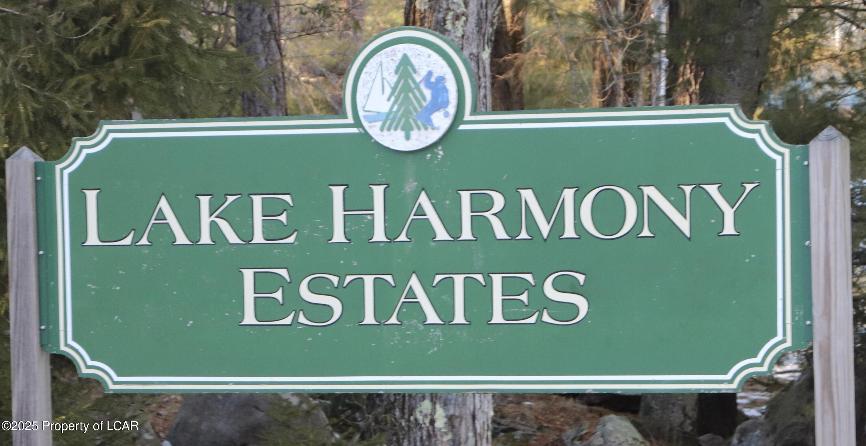 Pineknoll Drive, Lake Harmony, Pennsylvania image 11