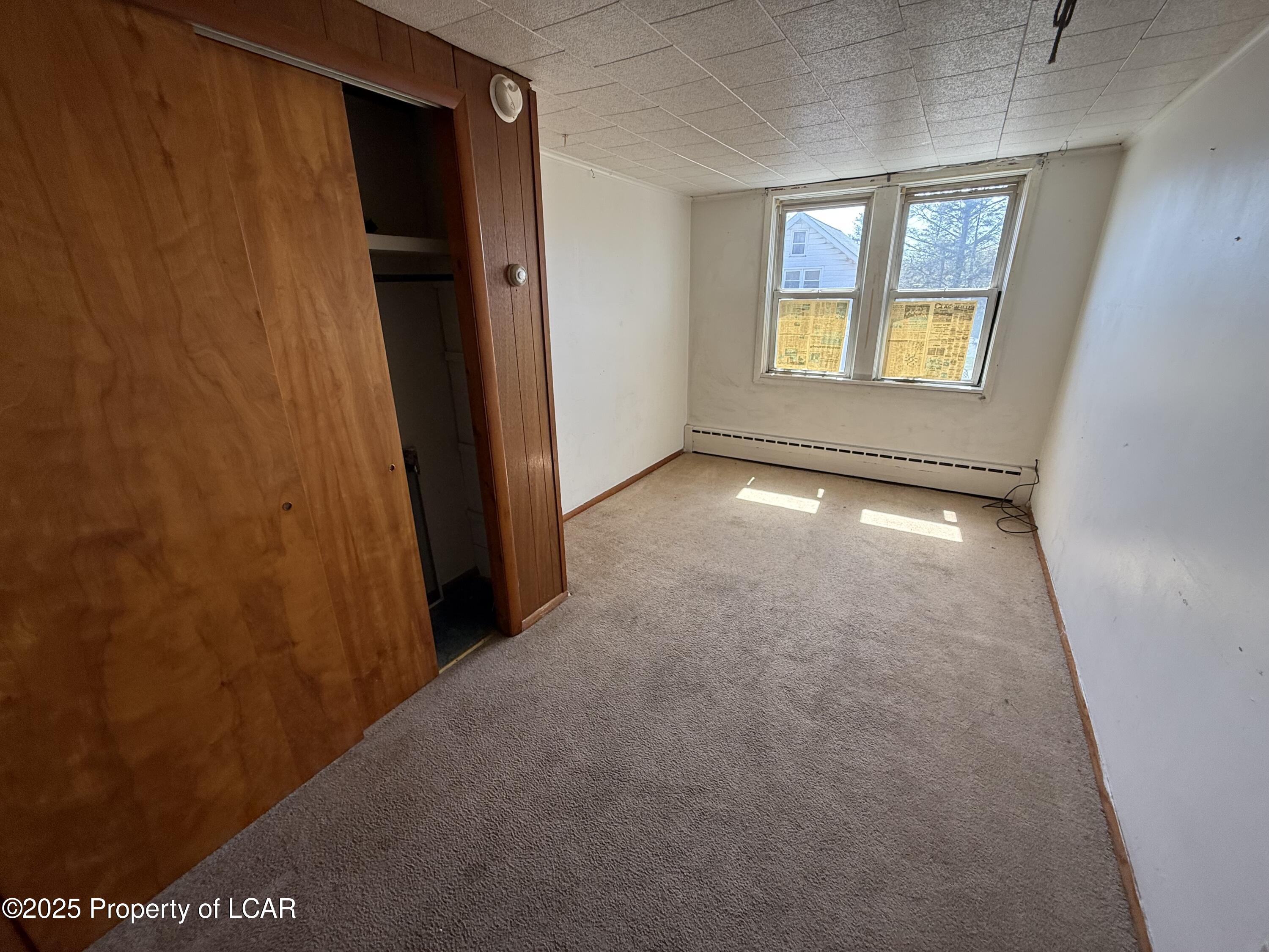 929 S Winters Avenue, Hazle Twp, Idaho image 4