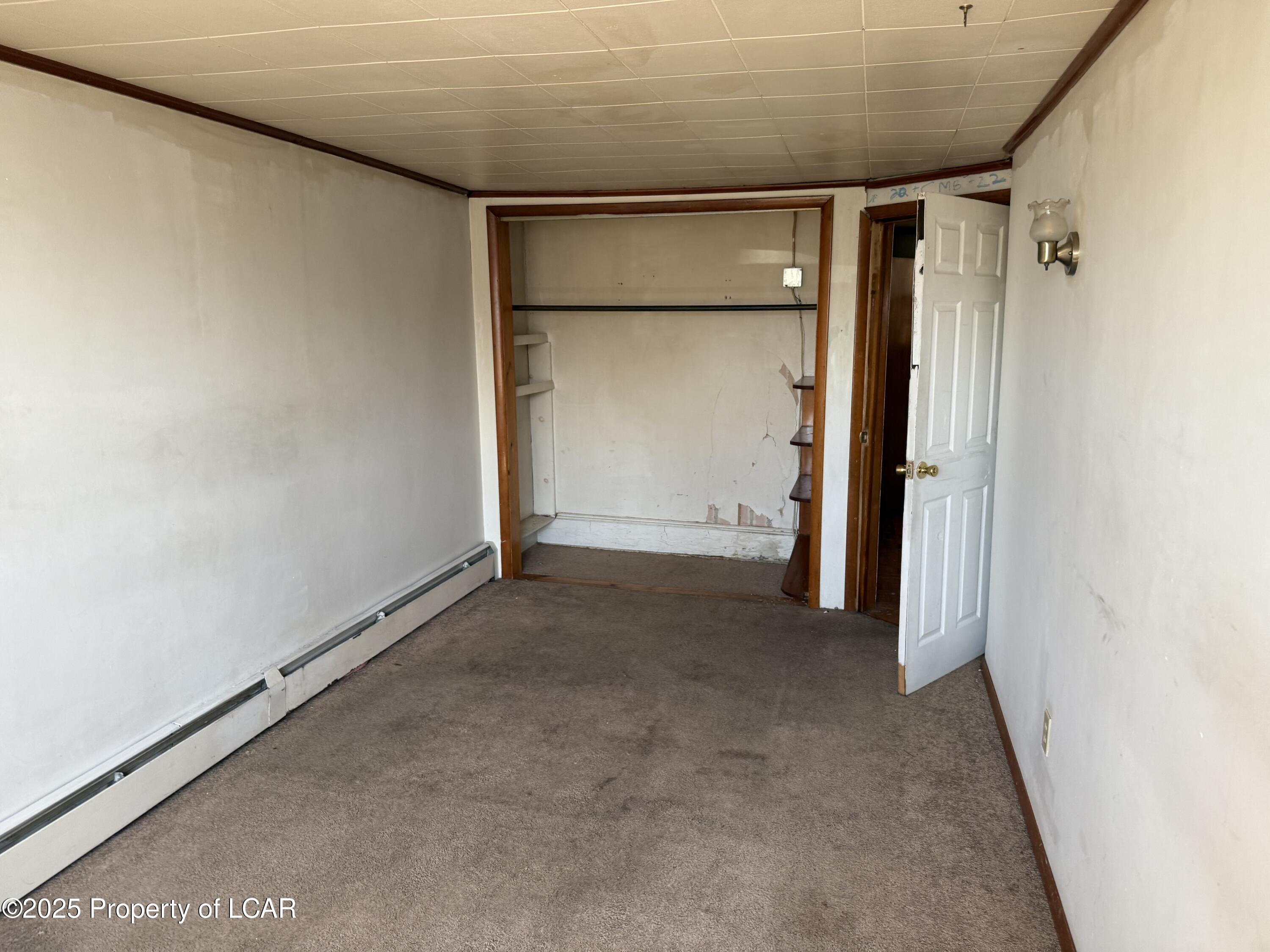 929 S Winters Avenue, Hazle Twp, Idaho image 6