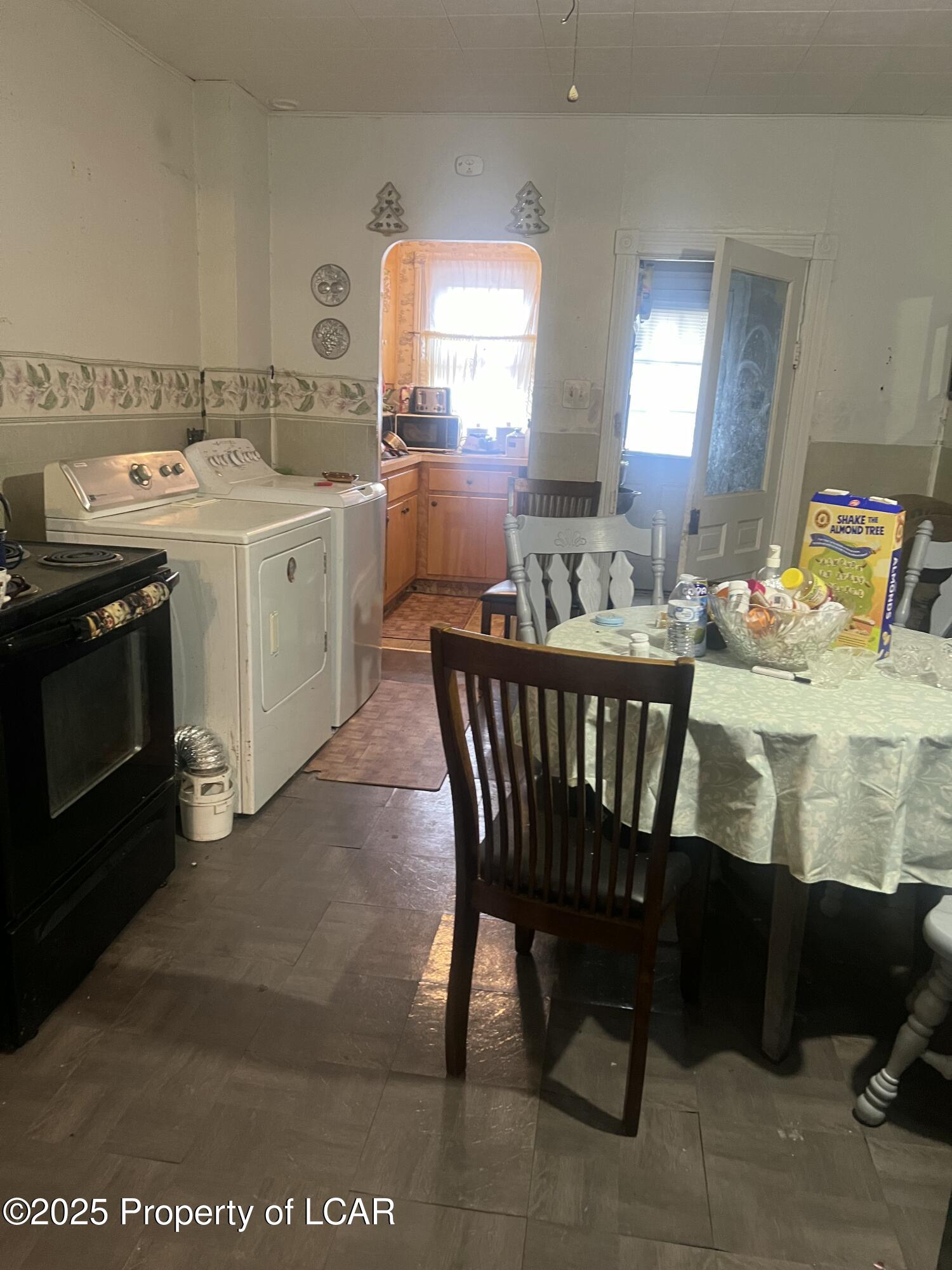 625 Vine Street, Freeland, Pennsylvania image 5