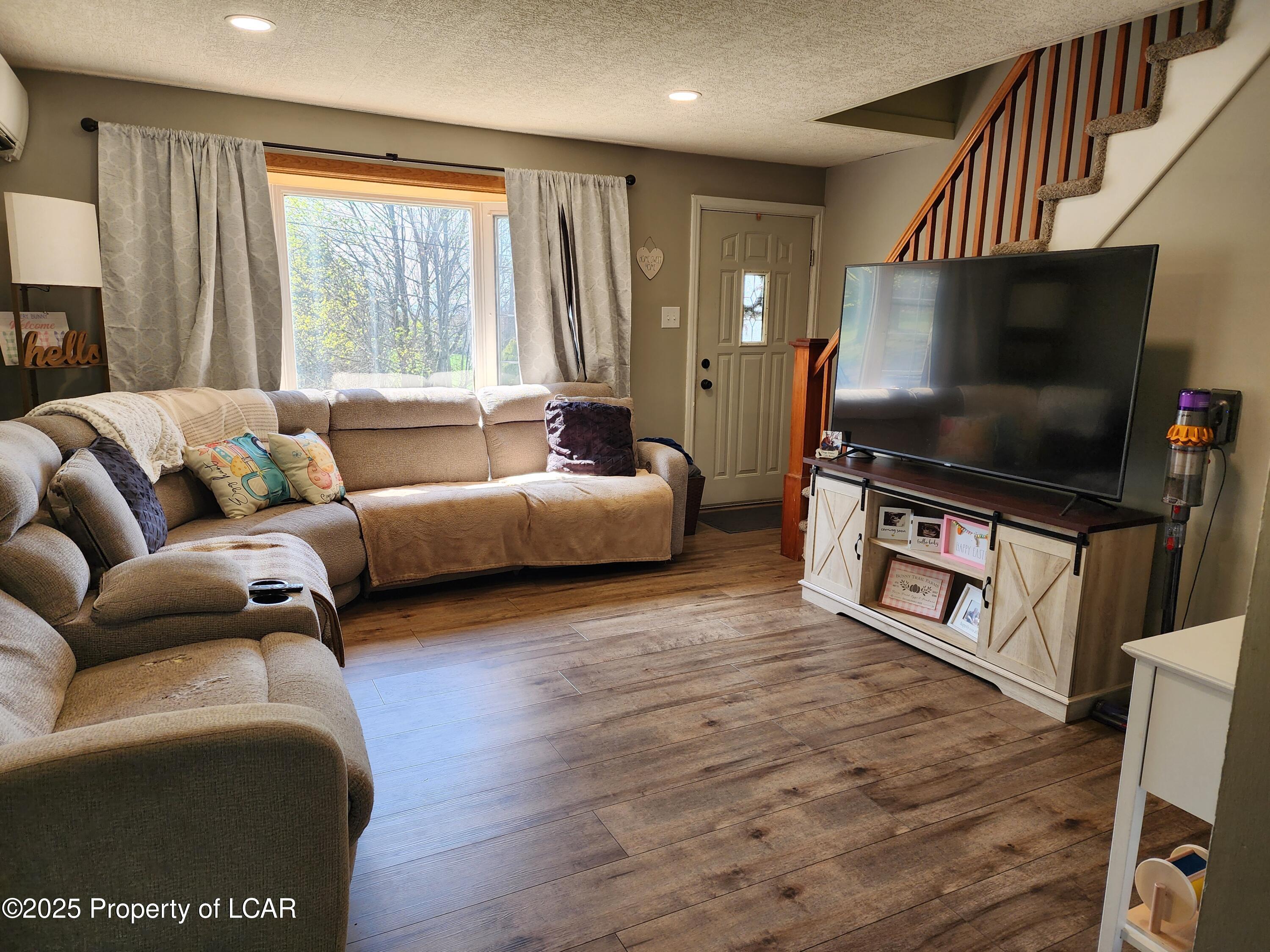 9 Sun Valley Drive, Drums, Idaho image 5