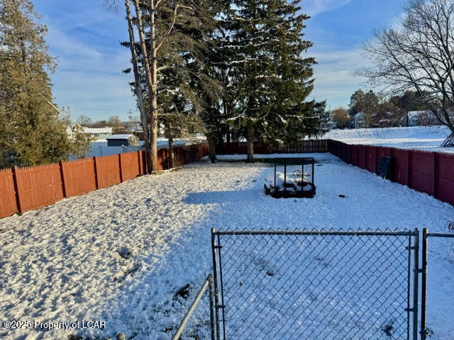 Swoyersville, Pennsylvania 18704, United States, 4 Bedrooms Bedrooms, ,2 BathroomsBathrooms,Residential,Pending,252258