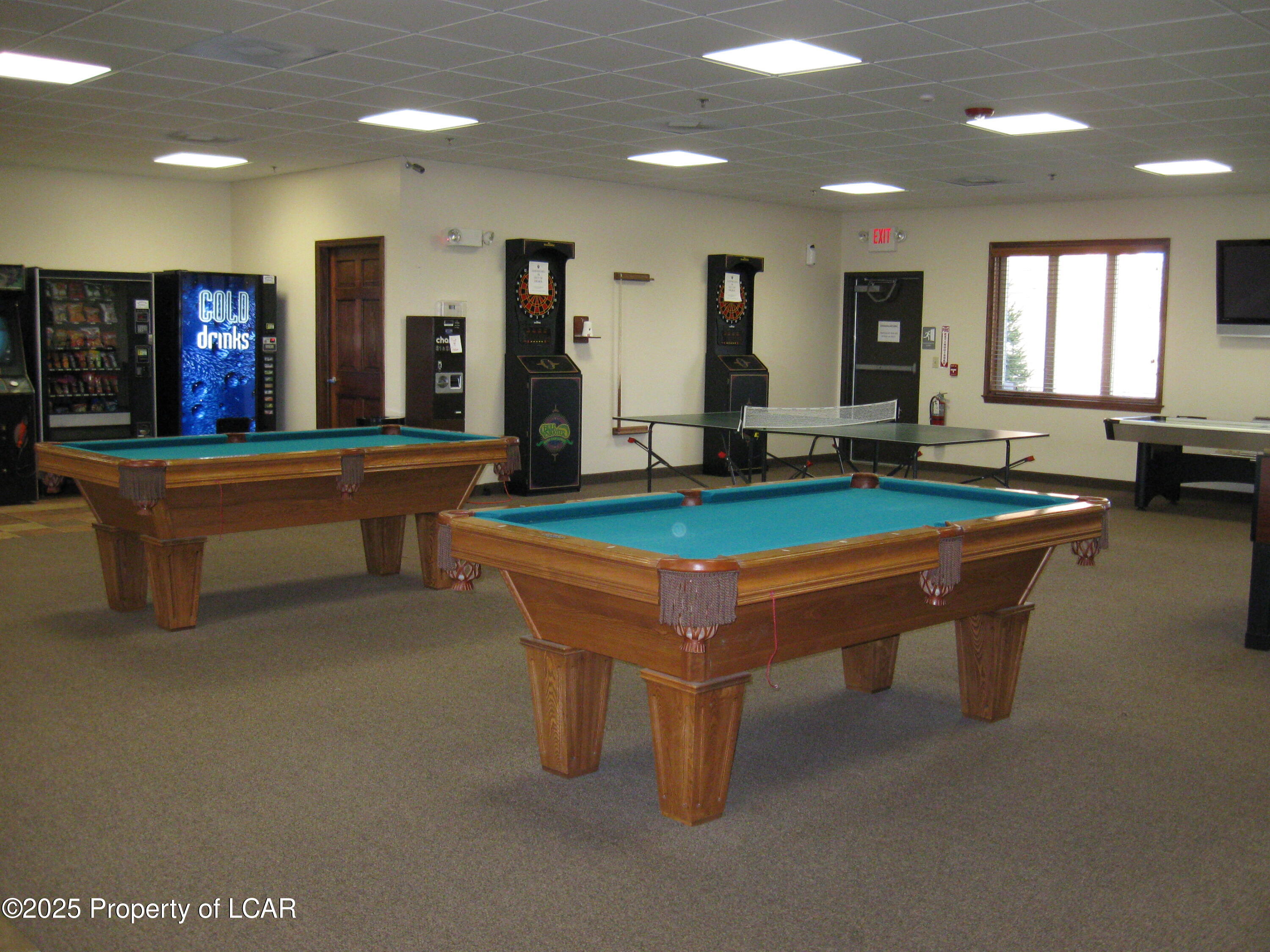 10739 N Summit Road St, Hazleton, Idaho image 2