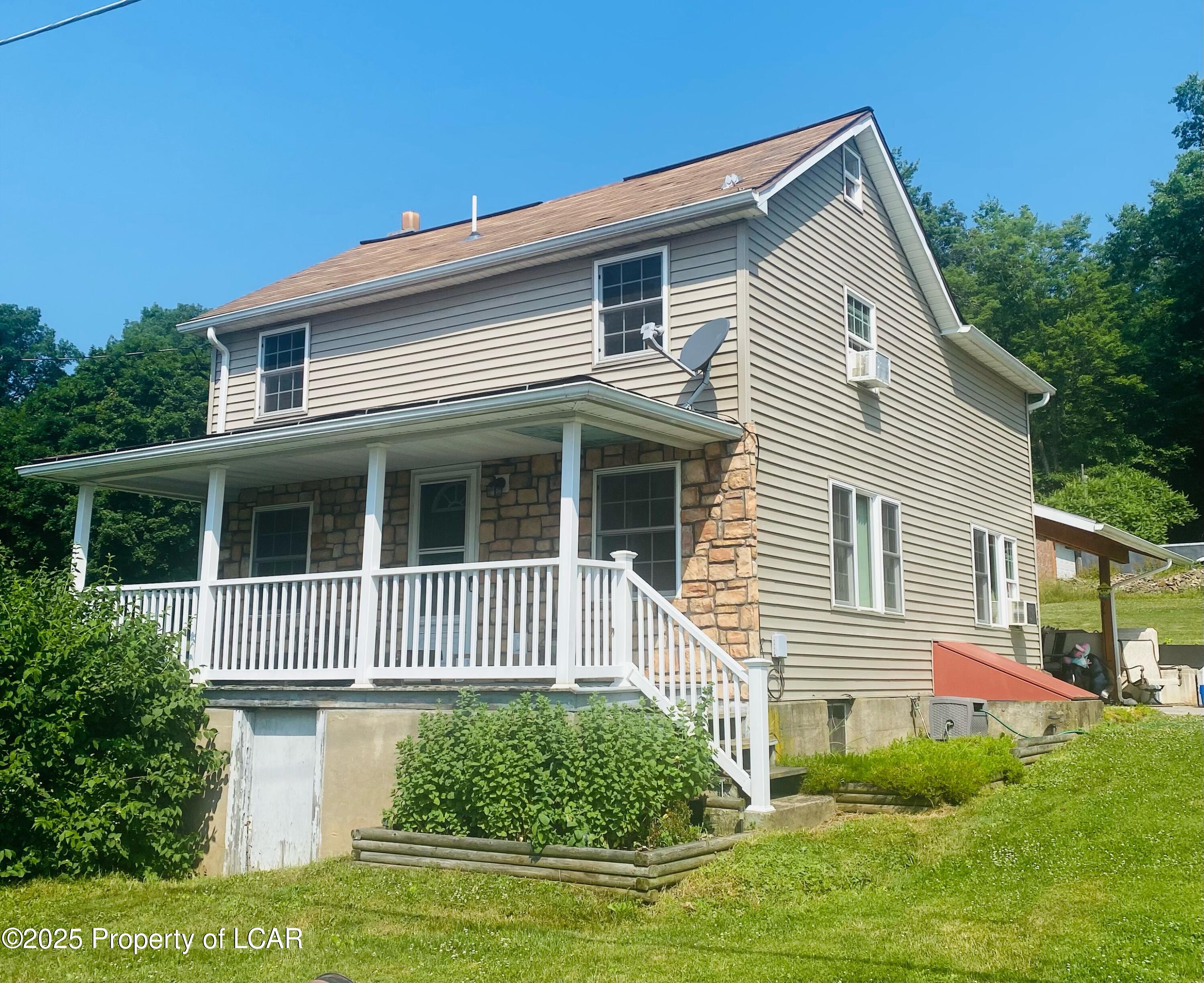 653 Red Ridge Road, Zion Grove, Pennsylvania image 1