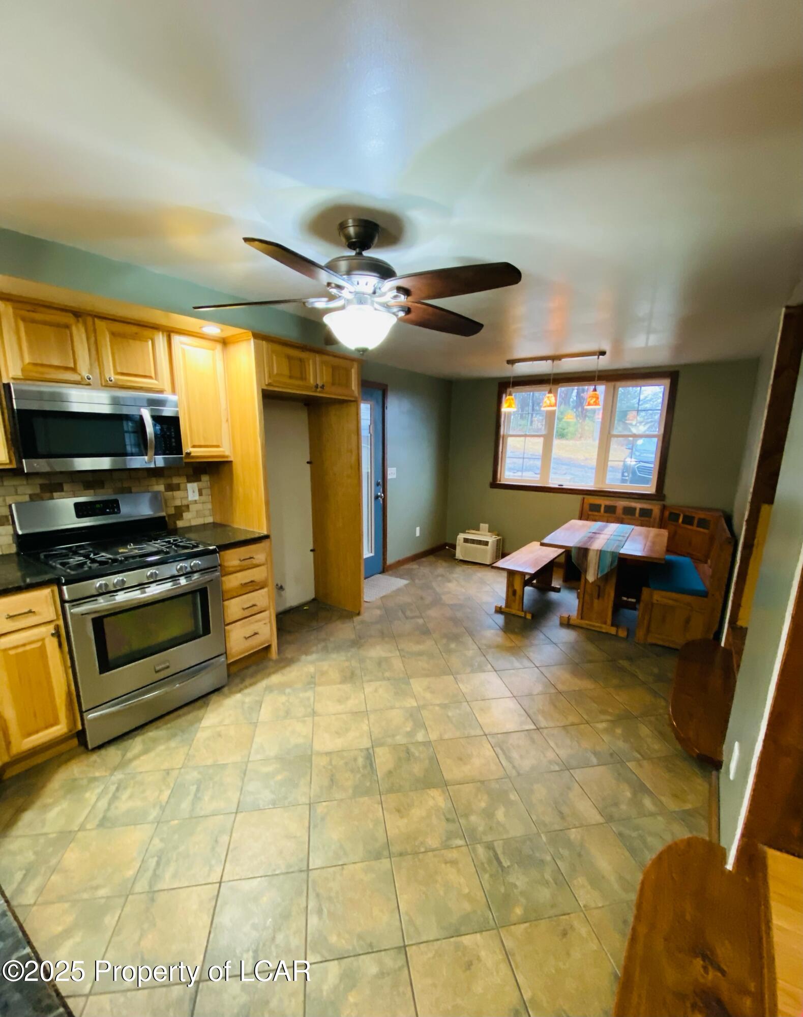 653 Red Ridge Road, Zion Grove, Pennsylvania image 3