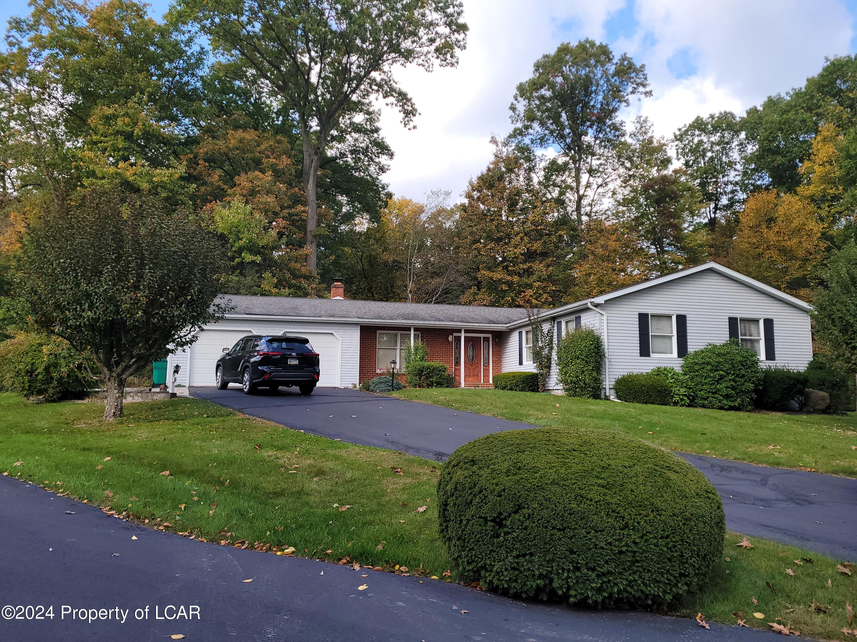 107 Northwood Circle, Sugarloaf, Pennsylvania image 1