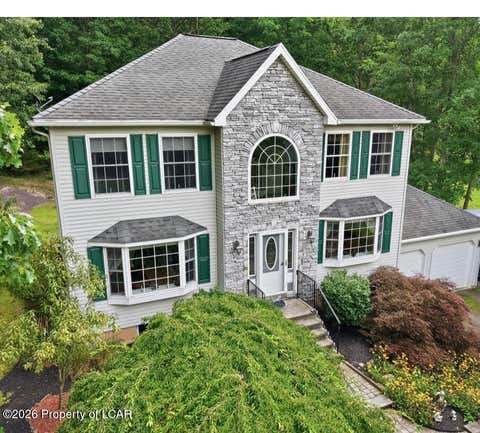 Homes For Sale - 125 Lakeview Drive<br/> Mountain Top, PA 18707
