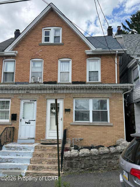 Homes For Sale - 544 Hayes Street<br/> Hazleton, PA 18201