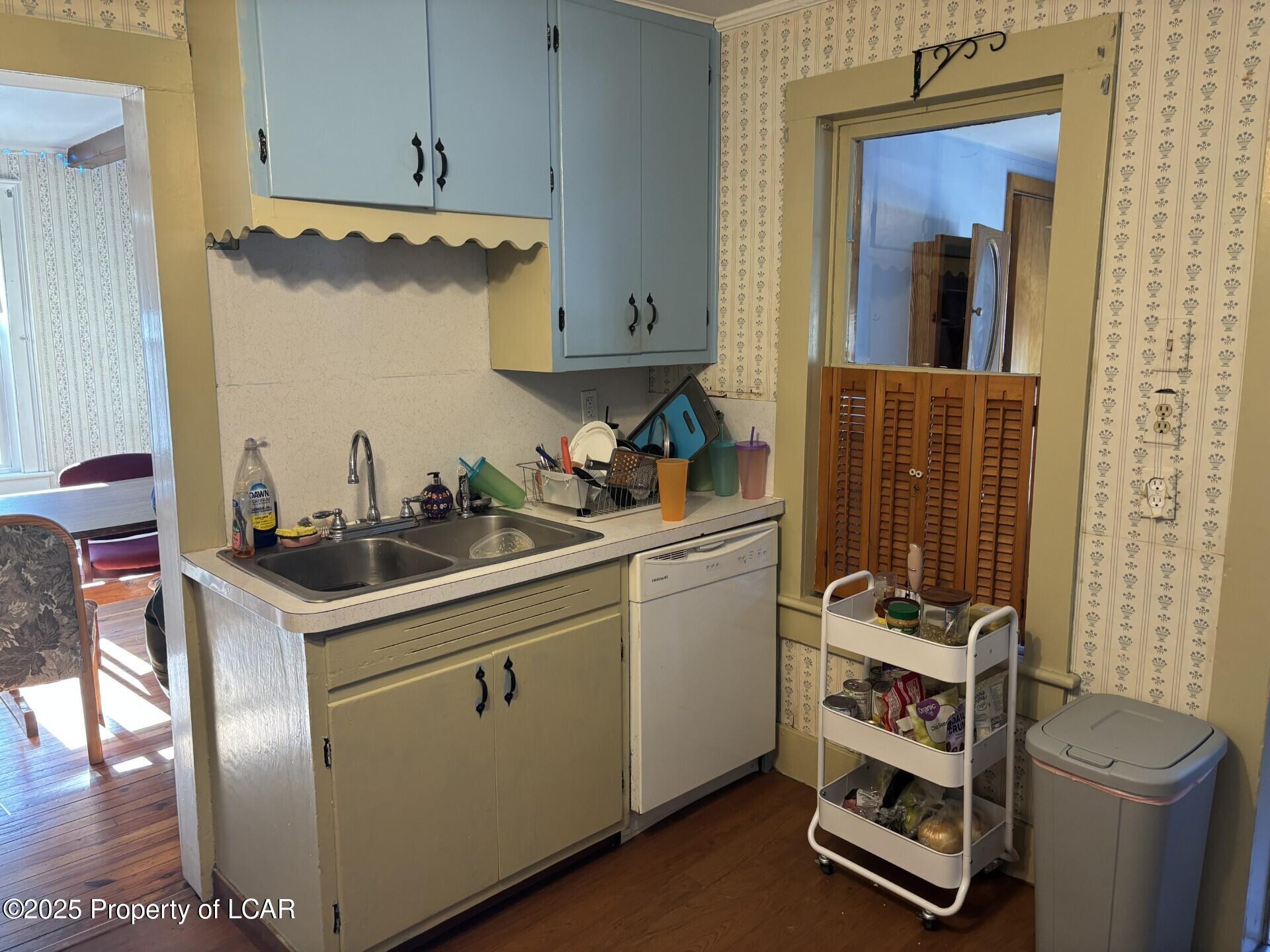 135 College Avenue, Factoryville, Alaska image 2