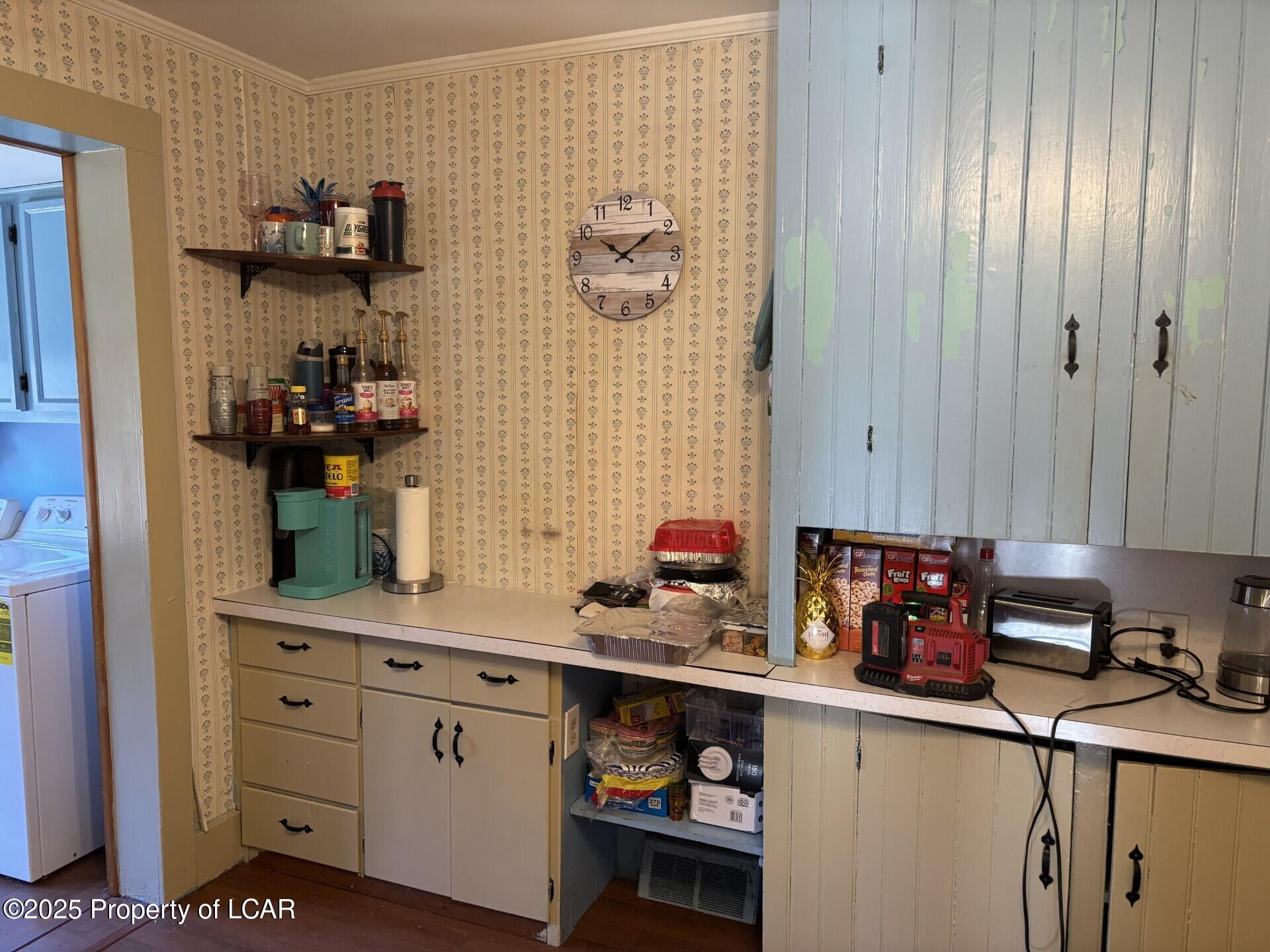 135 College Avenue, Factoryville, Alaska image 5