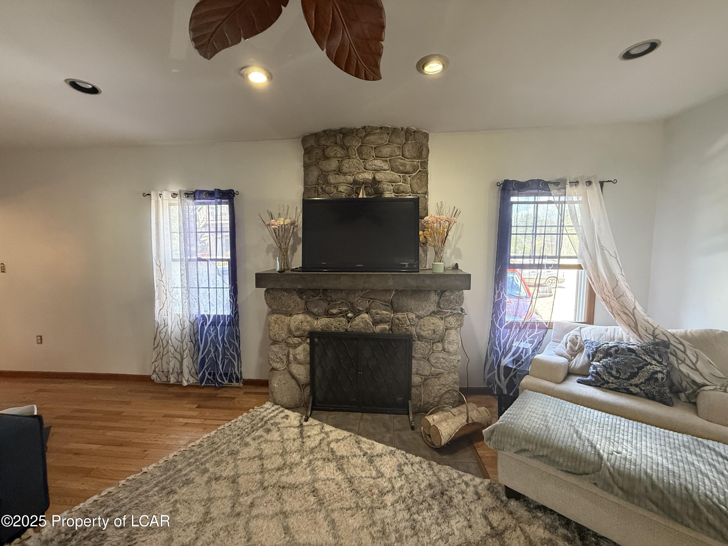 2213 Lakeside Drive, Harveys Lake, Idaho image 11