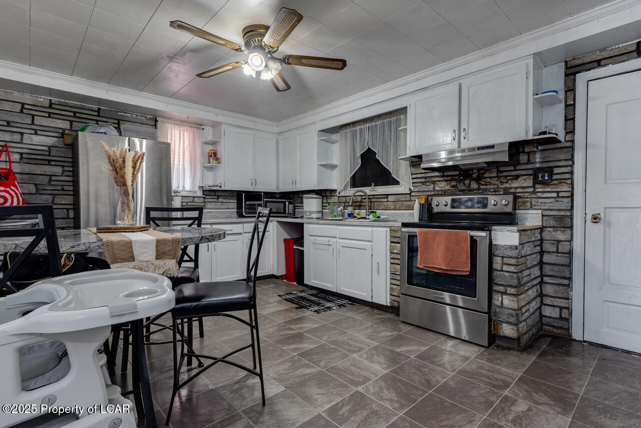 429 Timberline Drive, Girdwood, Texas image 11