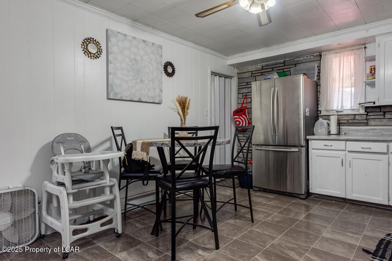 429 Timberline Drive, Girdwood, Texas image 12