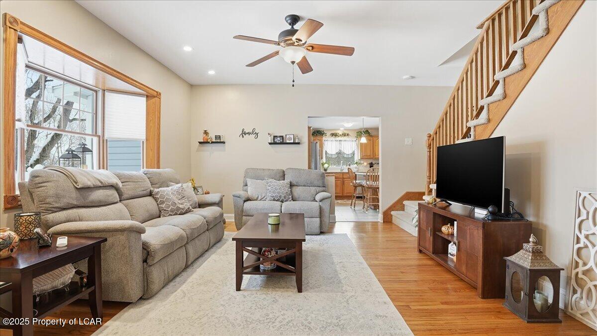 Larksville, Pennsylvania 18704, United States, 2 Bedrooms Bedrooms, ,1 BathroomBathrooms,Residential,Active,252414