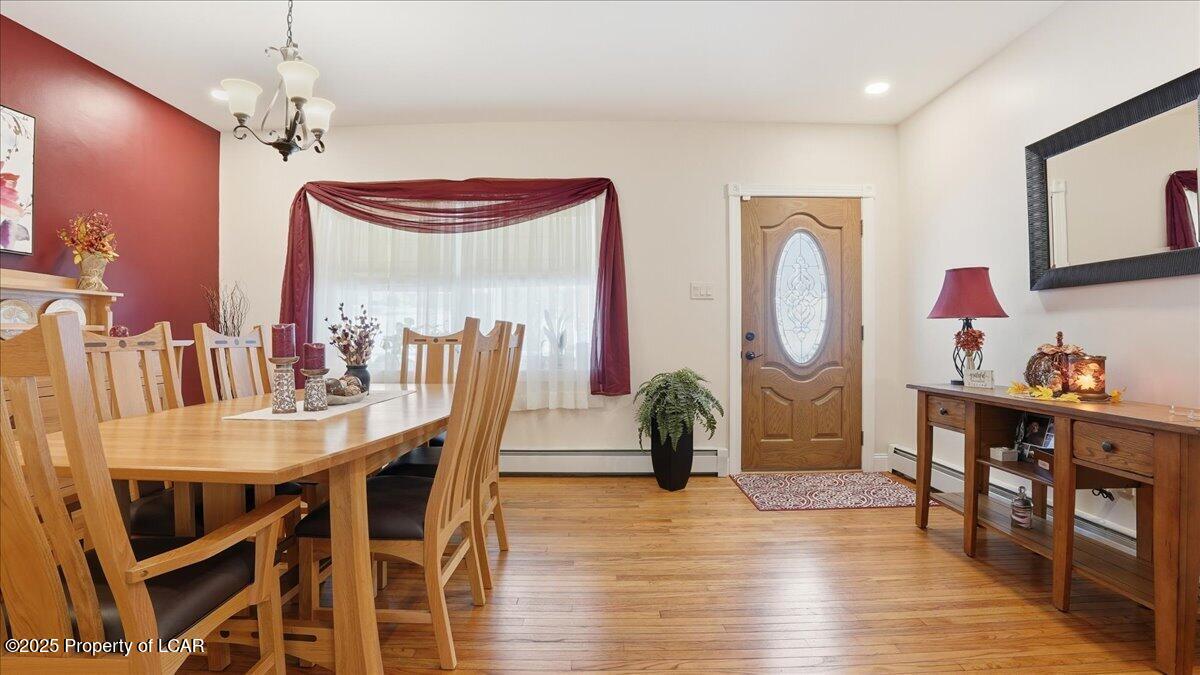 Larksville, Pennsylvania 18704, United States, 2 Bedrooms Bedrooms, ,1 BathroomBathrooms,Residential,Active,252414