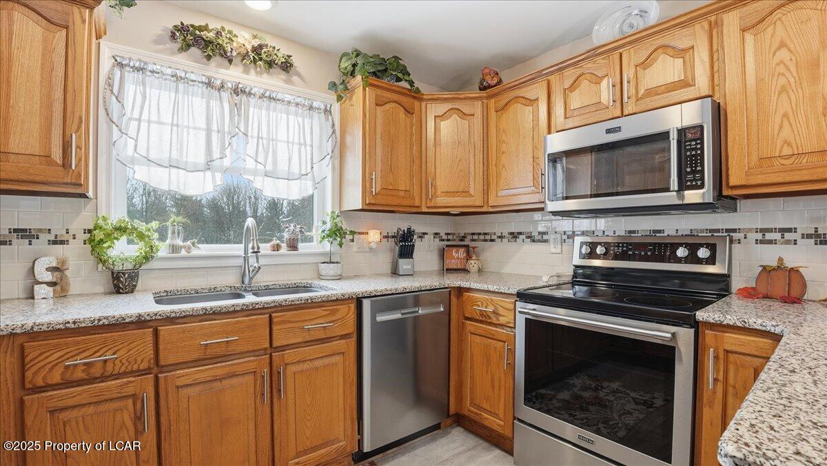 Larksville, Pennsylvania 18704, United States, 2 Bedrooms Bedrooms, ,1 BathroomBathrooms,Residential,Active,252414