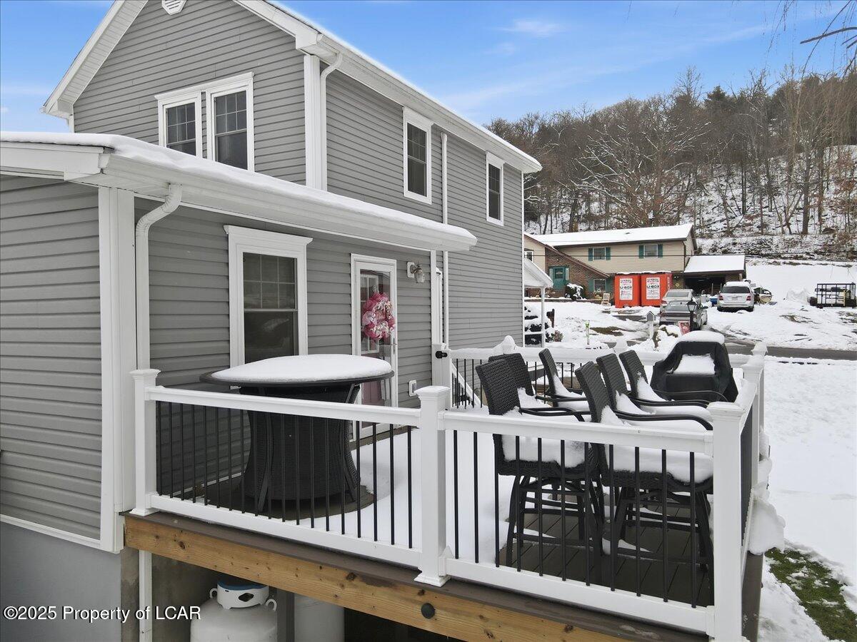 Larksville, Pennsylvania 18704, United States, 2 Bedrooms Bedrooms, ,1 BathroomBathrooms,Residential,Active,252414