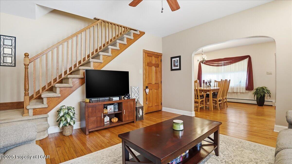 Larksville, Pennsylvania 18704, United States, 2 Bedrooms Bedrooms, ,1 BathroomBathrooms,Residential,Active,252414