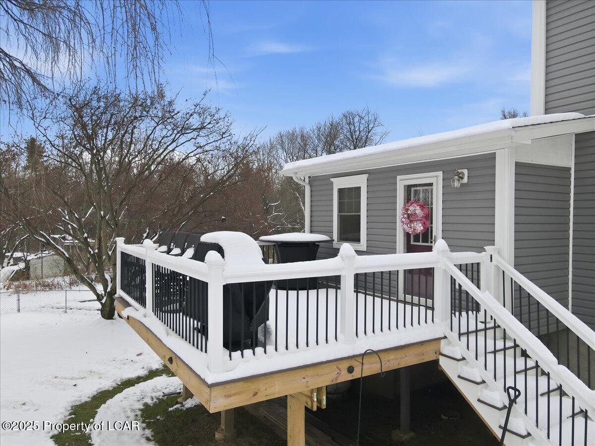 Larksville, Pennsylvania 18704, United States, 2 Bedrooms Bedrooms, ,1 BathroomBathrooms,Residential,Active,252414