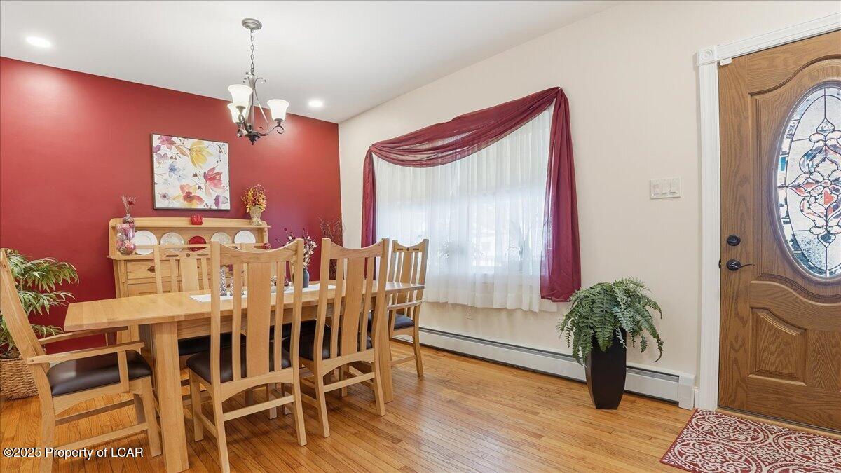 Larksville, Pennsylvania 18704, United States, 2 Bedrooms Bedrooms, ,1 BathroomBathrooms,Residential,Active,252414