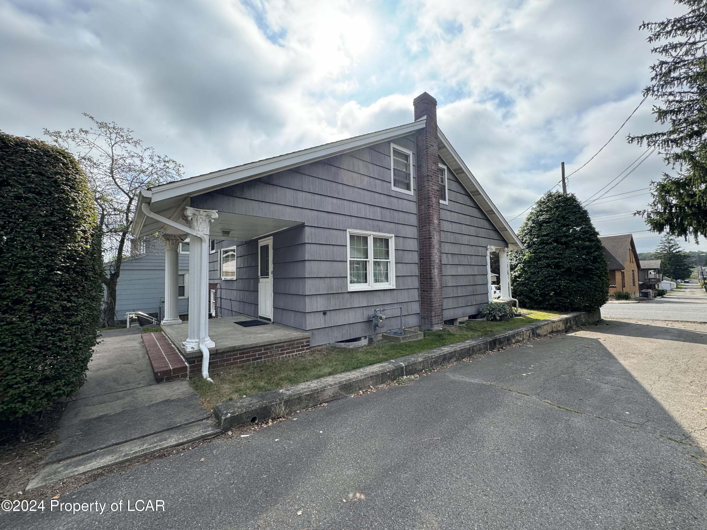 311 Grant Street, McAdoo, Pennsylvania image 5